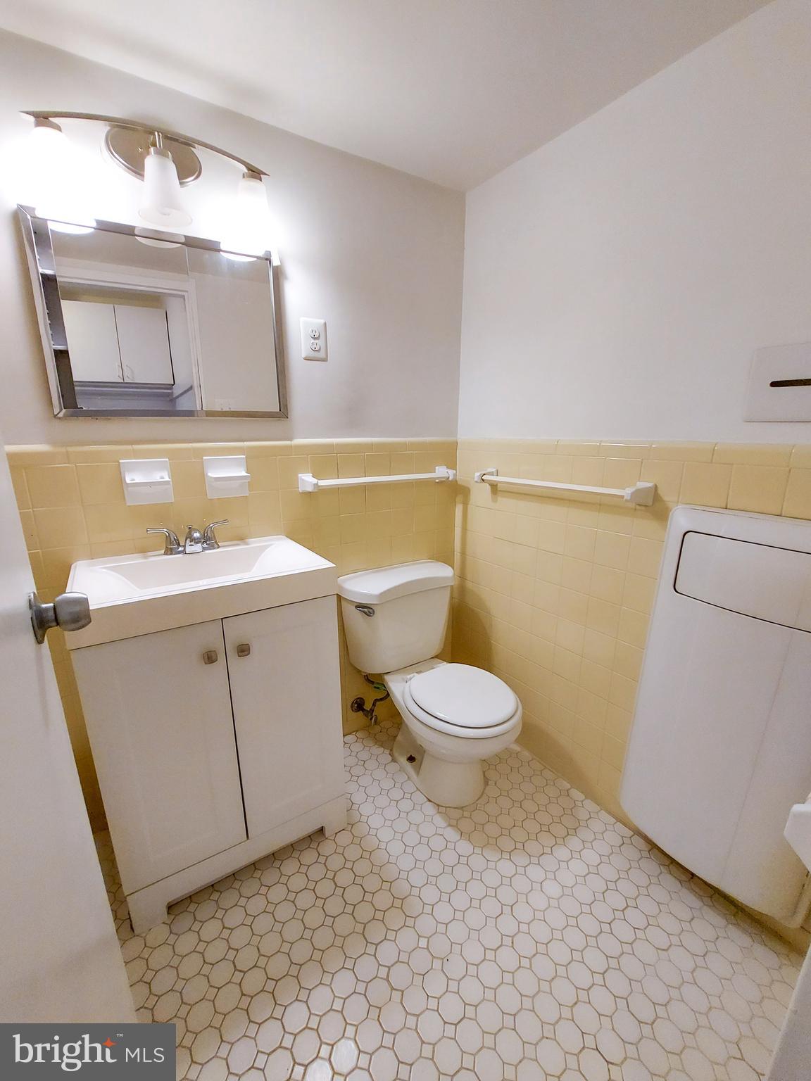 GROSVENOR PARK - Residential Lease