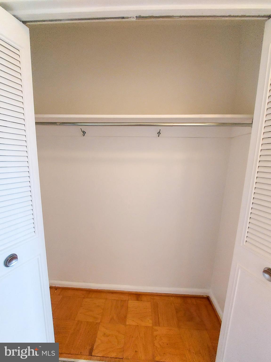 GROSVENOR PARK - Residential Lease