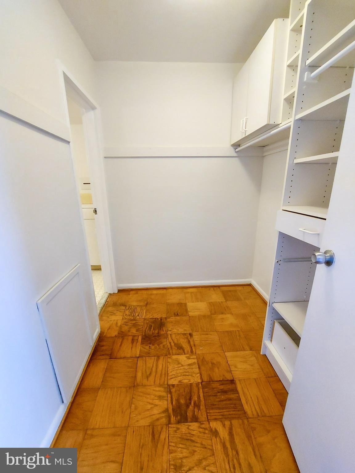 GROSVENOR PARK - Residential Lease