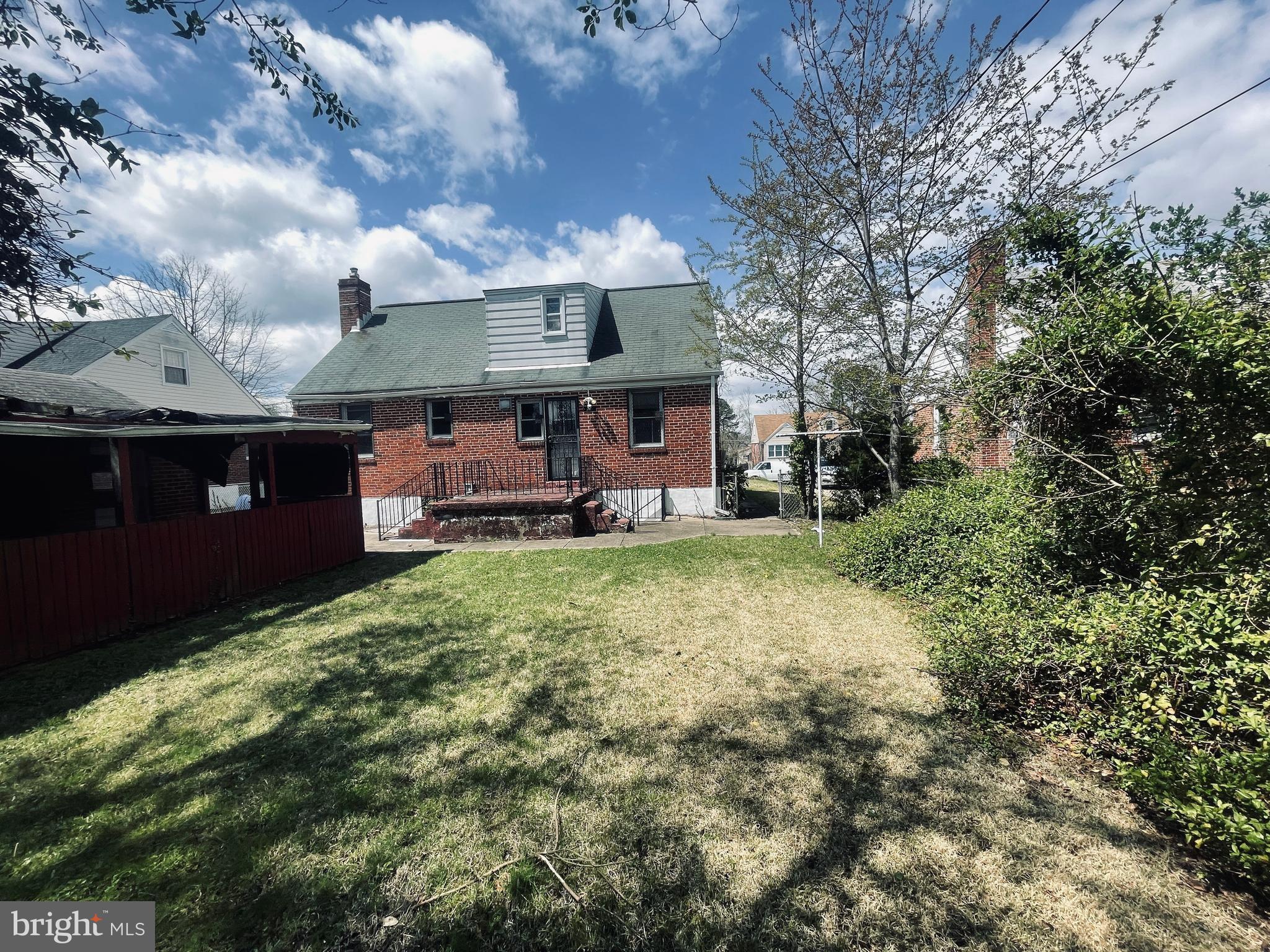 MILFORD GARDENS - Residential