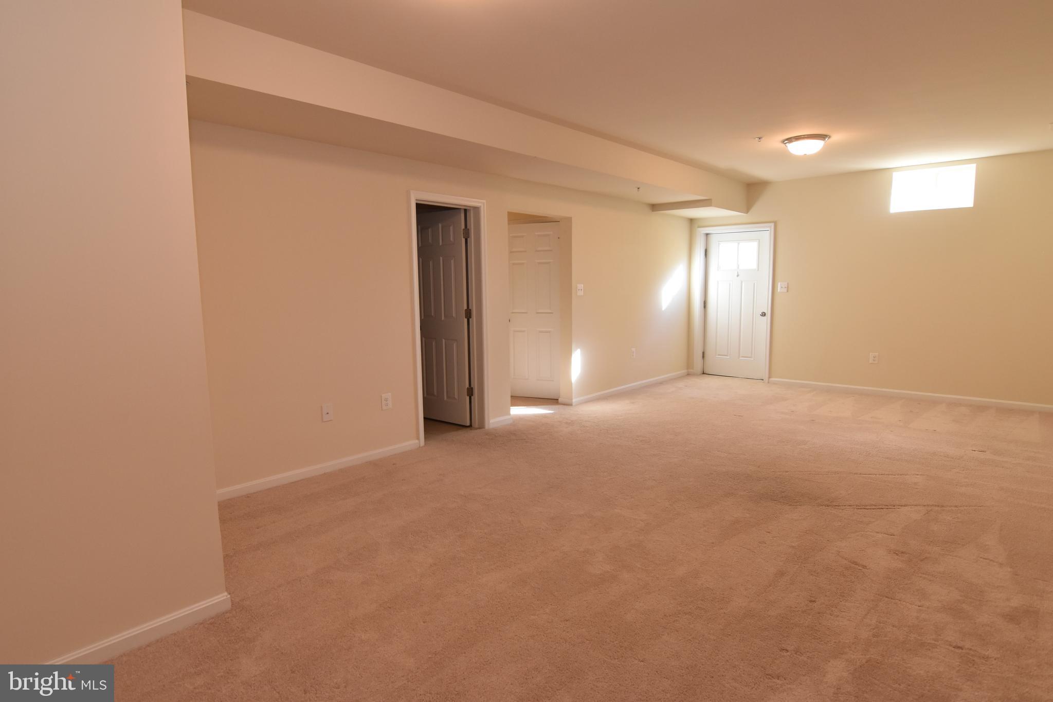 ELIZABETH HILLS PHASE 1 - Residential