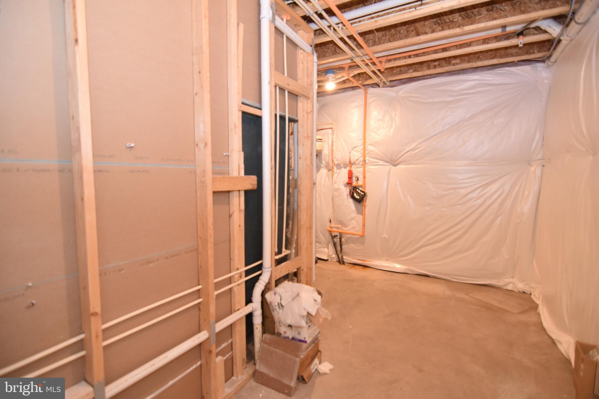 ELIZABETH HILLS PHASE 1 - Residential