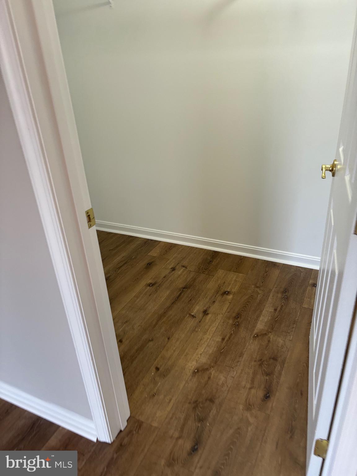 BAY RIDGE ESTATES - Residential Lease