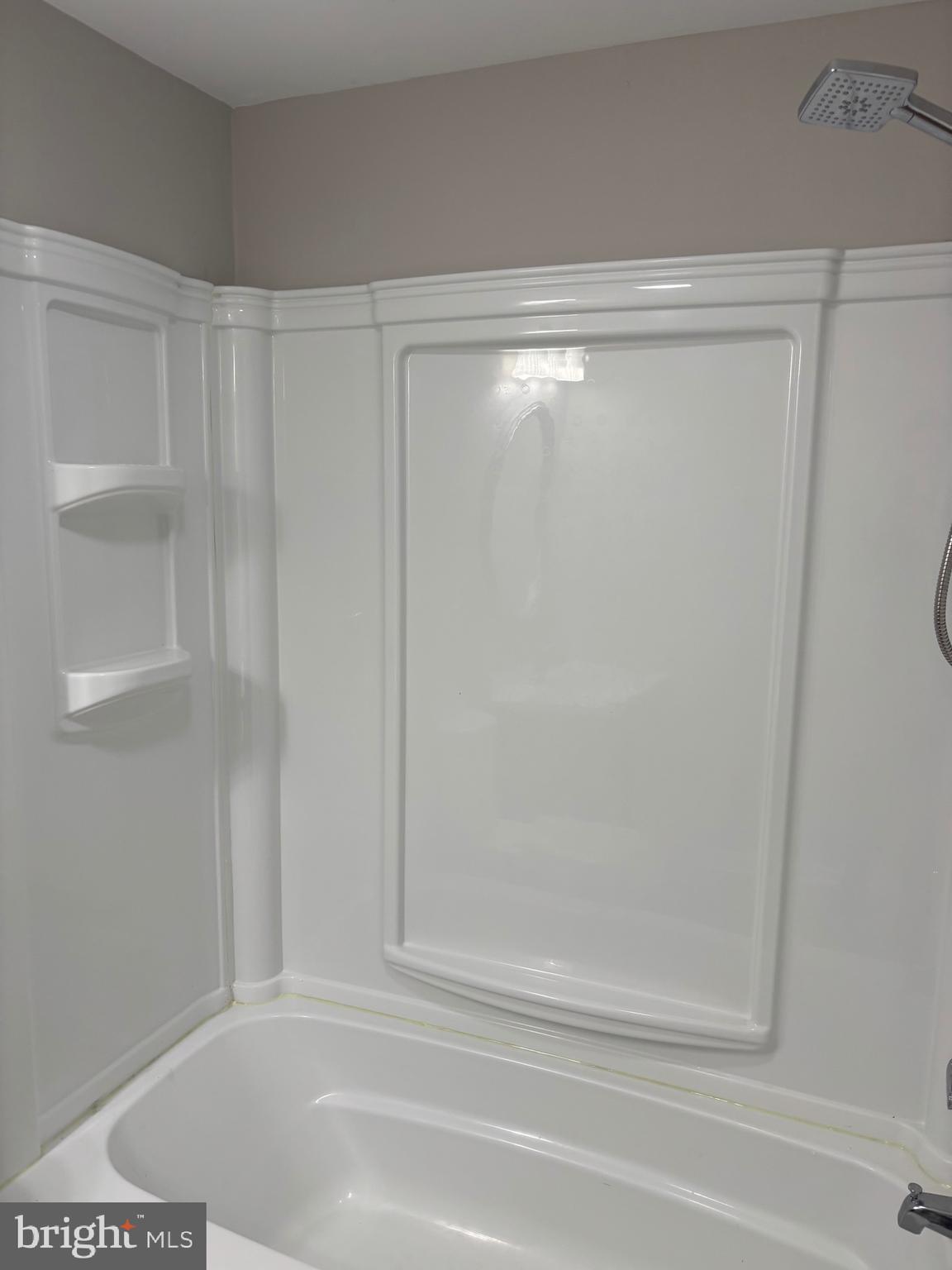 BAY RIDGE ESTATES - Residential Lease