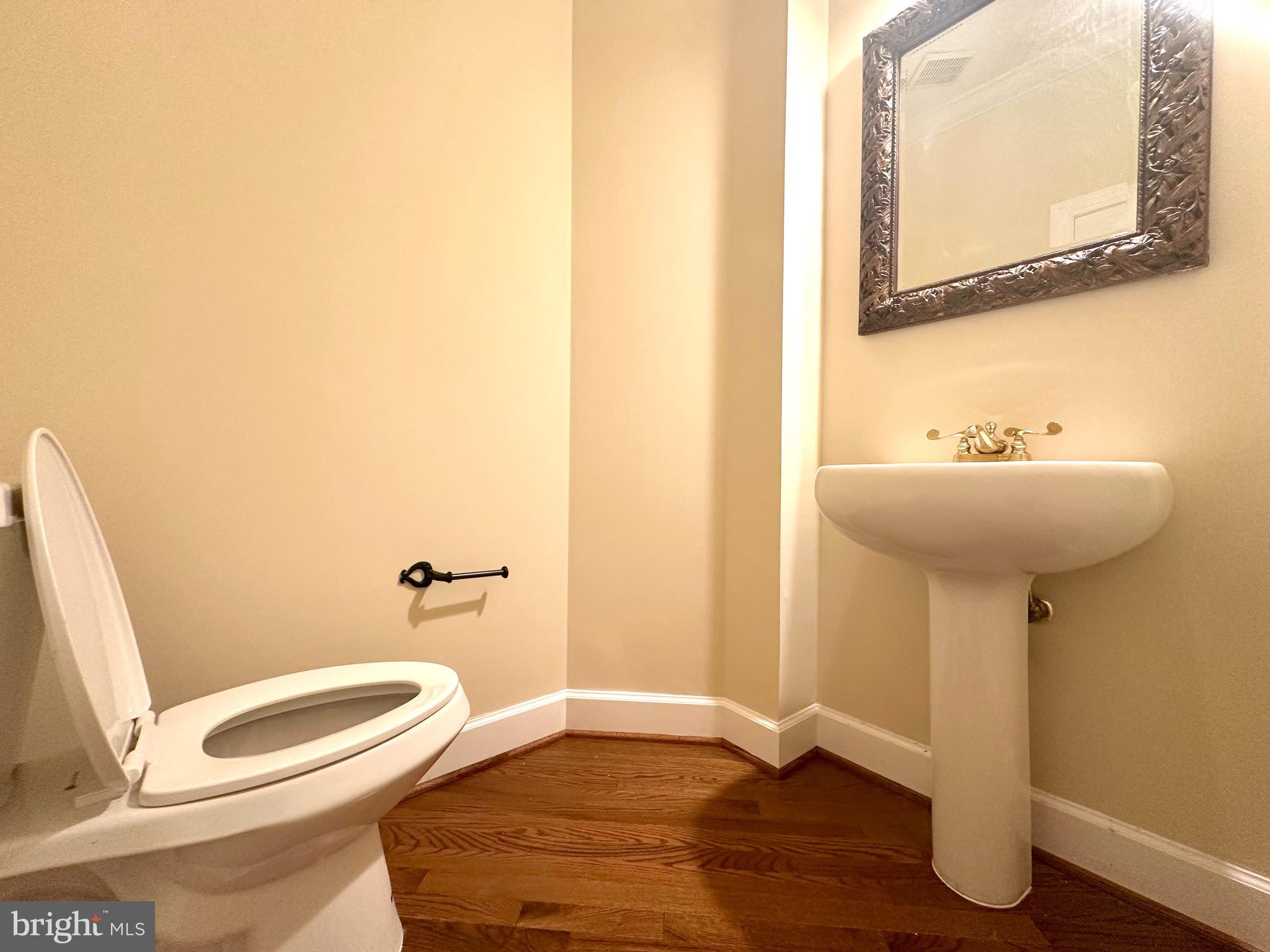 CARRINGTON - Residential Lease