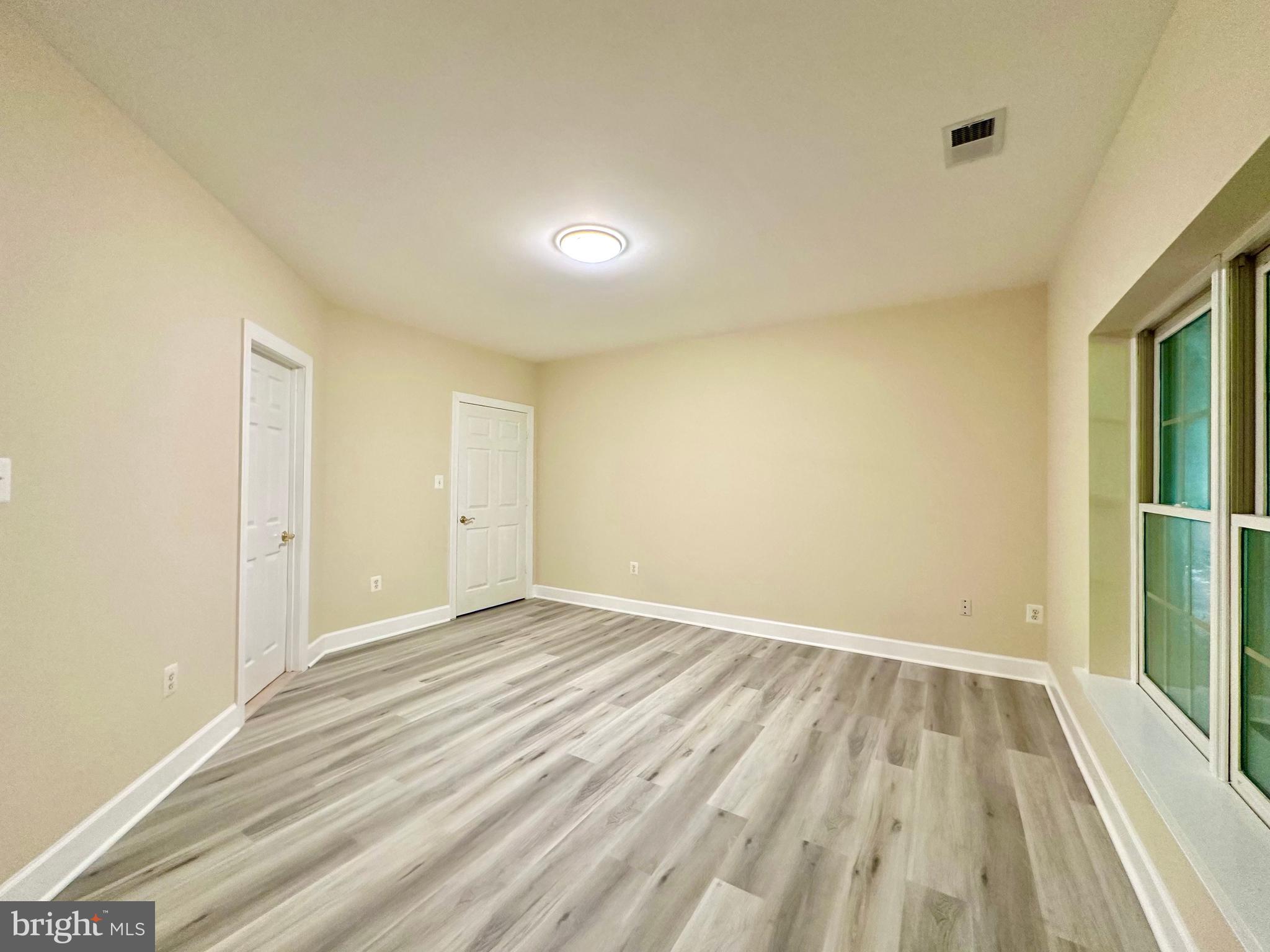 CARRINGTON - Residential Lease