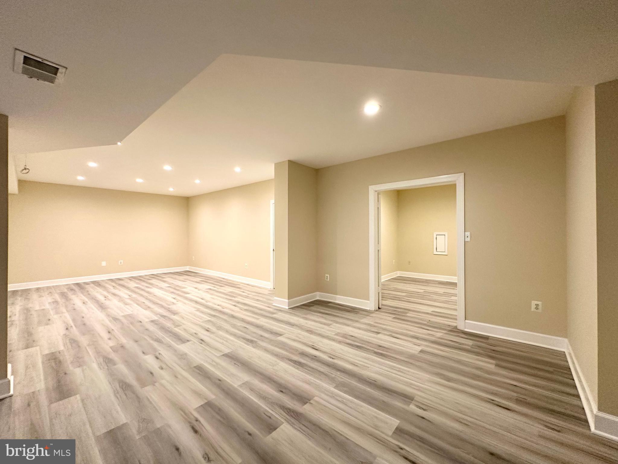 CARRINGTON - Residential Lease