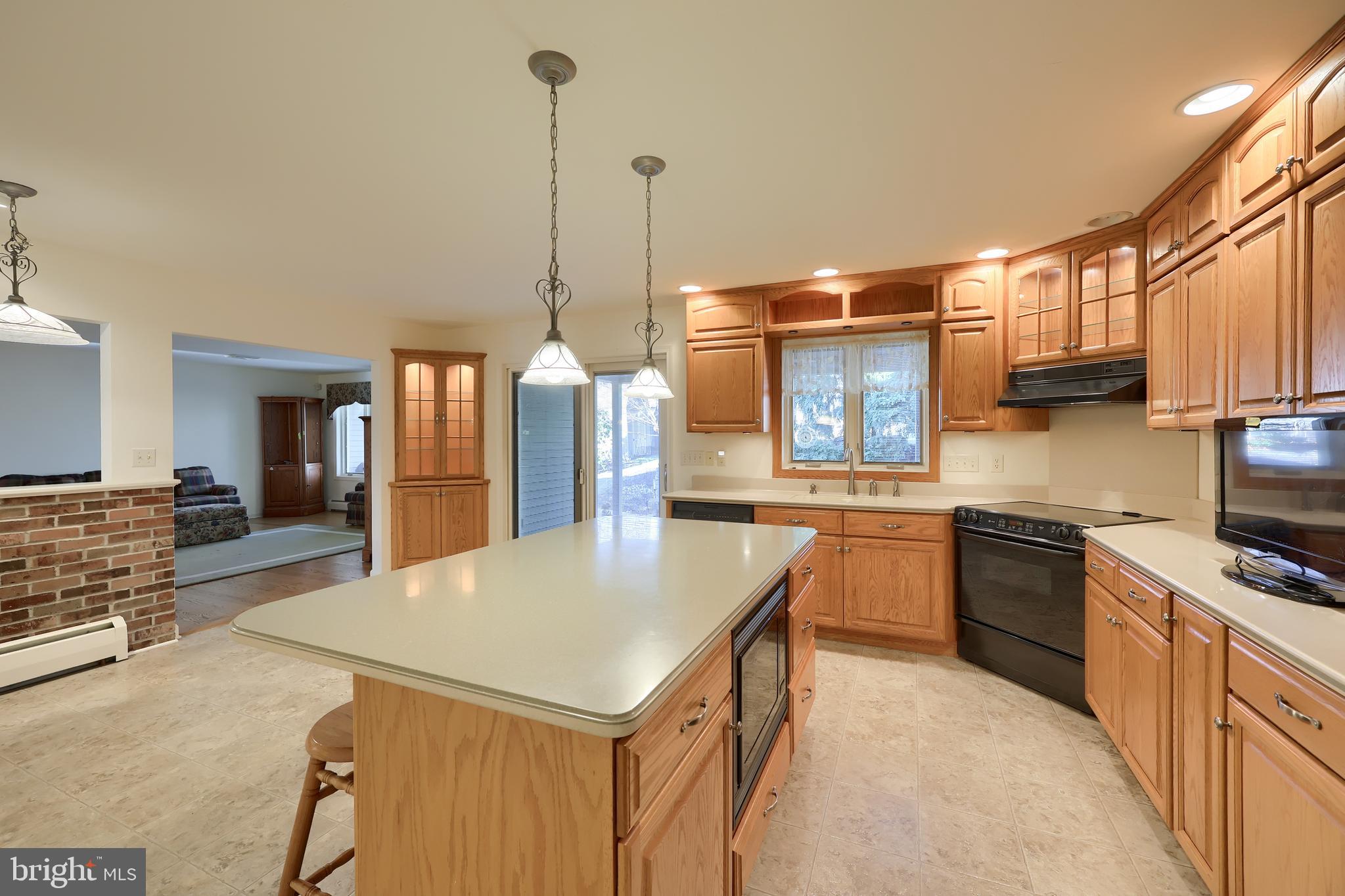 YORK TWP - Residential