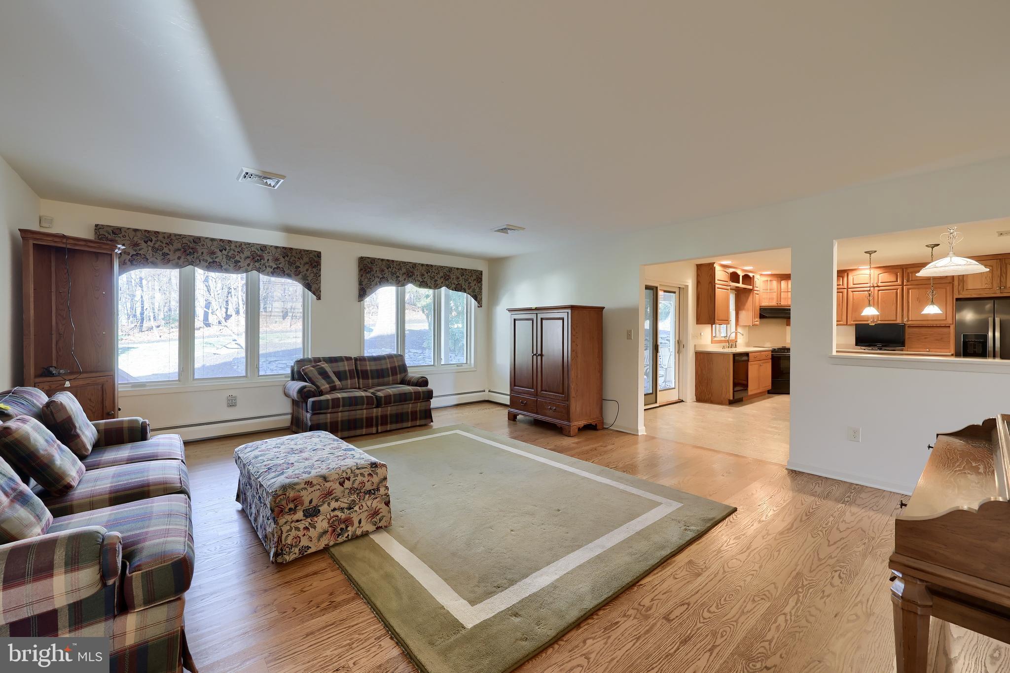 YORK TWP - Residential