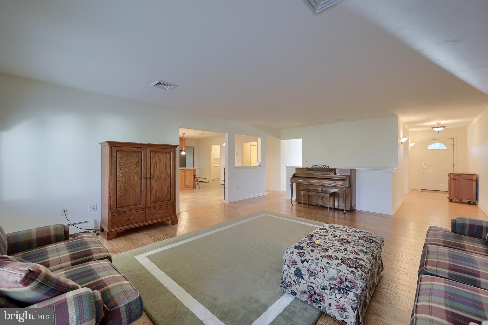 YORK TWP - Residential