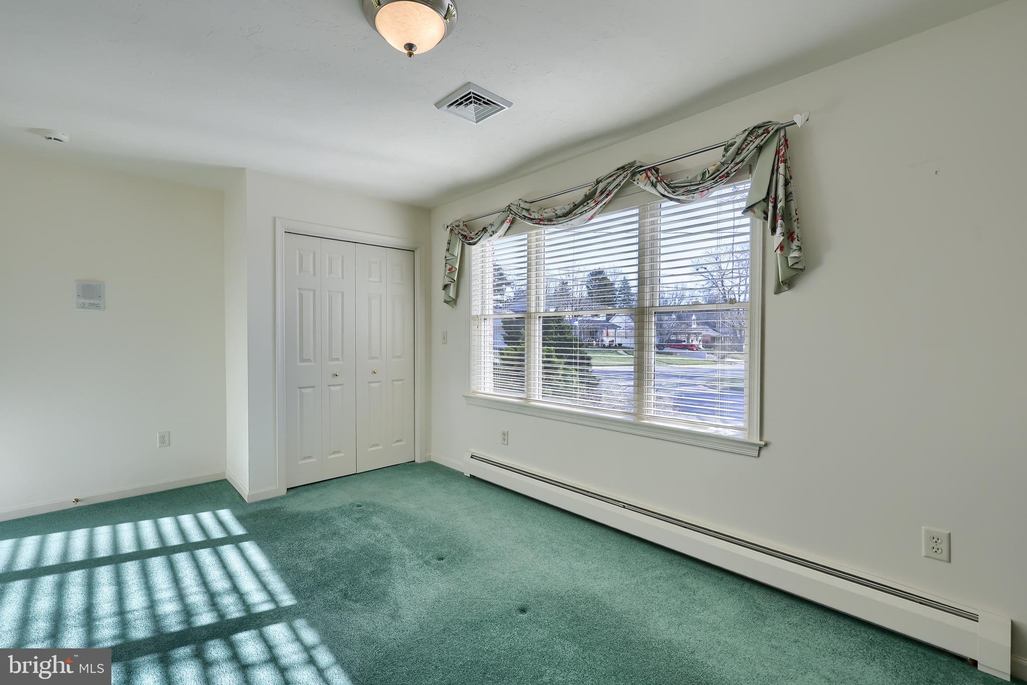 YORK TWP - Residential