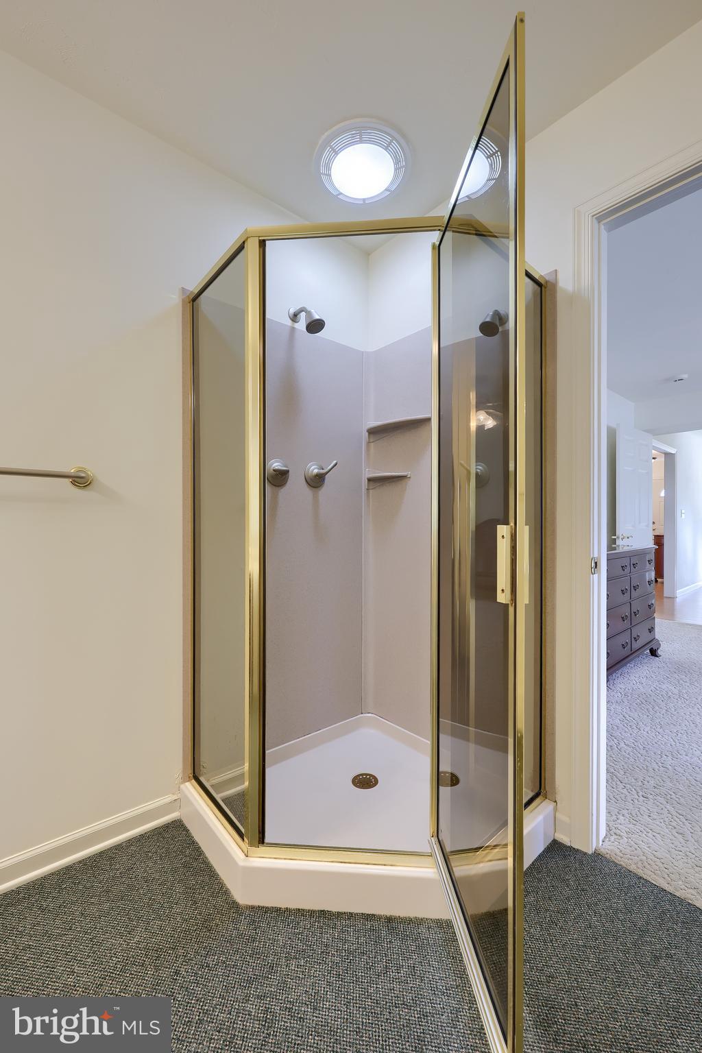 YORK TWP - Residential