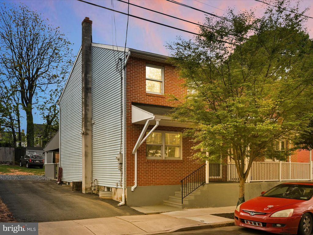 Photo of 537 NORTH ST, LANCASTER, PA 17602 (MLS # PALA2034888)