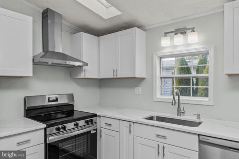 Tiny photo for 738 Aspen Circle, RED HILL, PA 18076 (MLS # PAMC2162584)