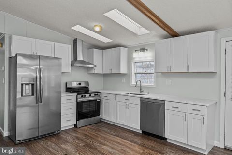 Tiny photo for 738 Aspen Circle, RED HILL, PA 18076 (MLS # PAMC2162584)