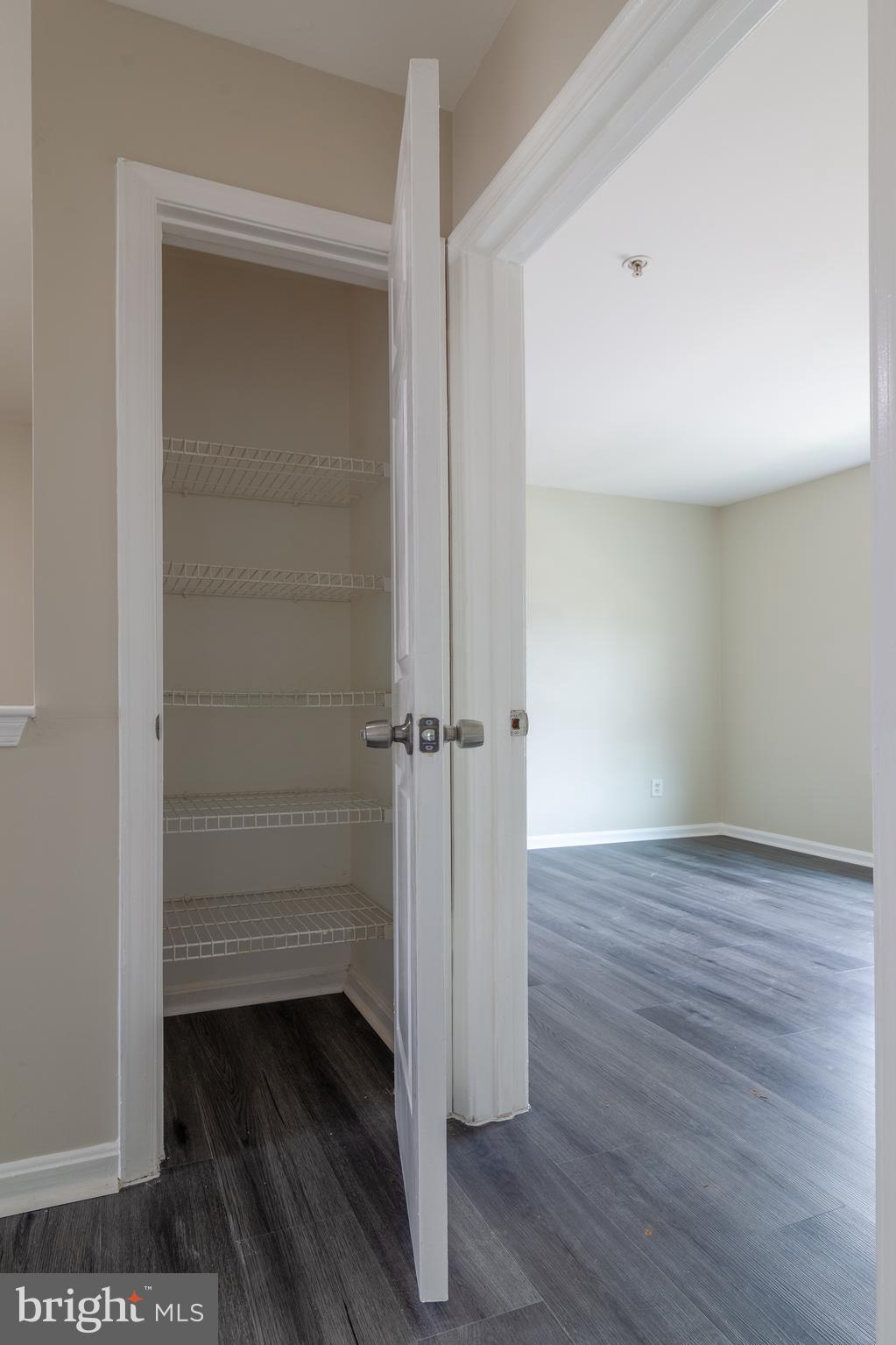 WATERS LANDING - Residential