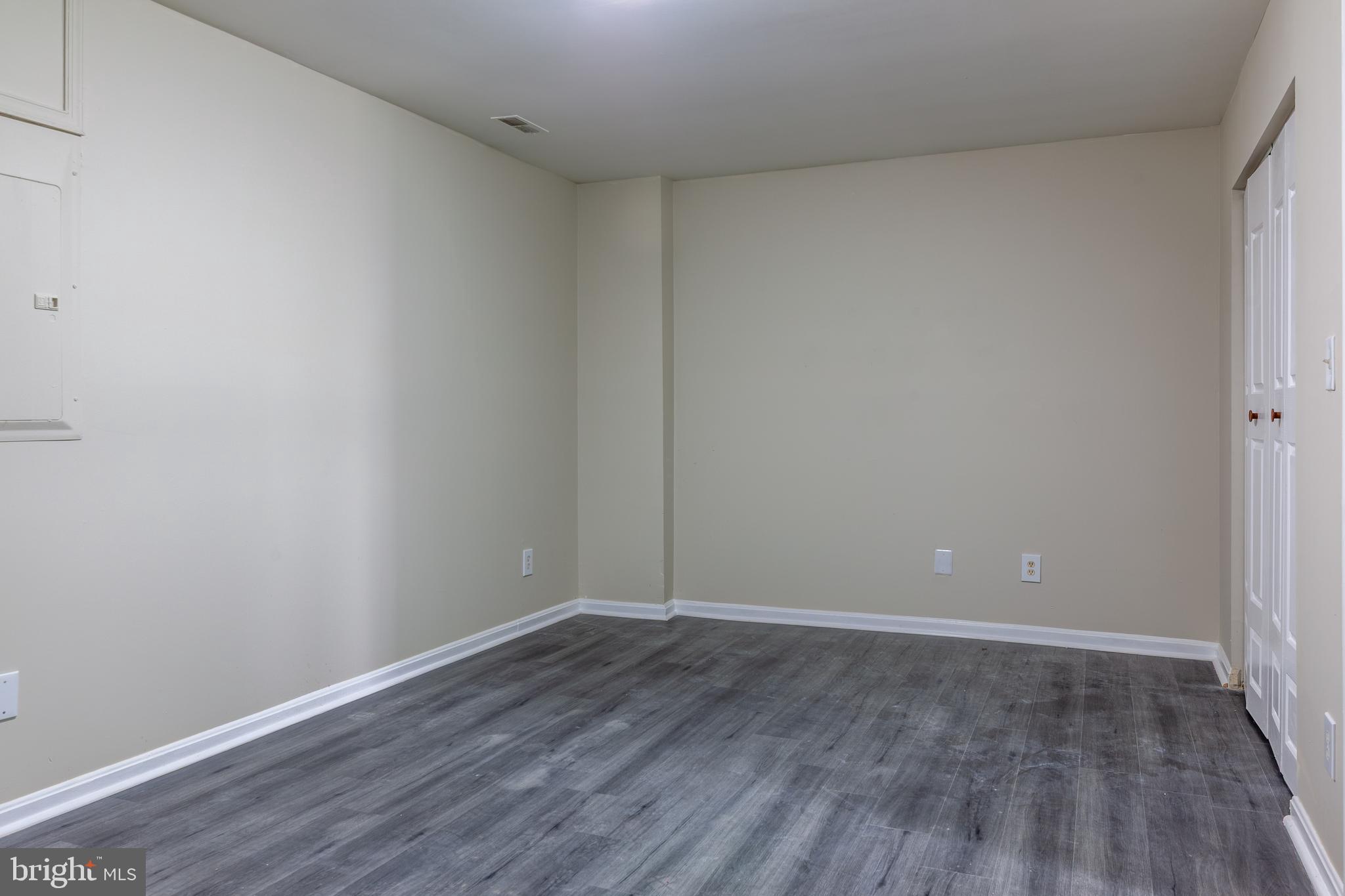 WATERS LANDING - Residential