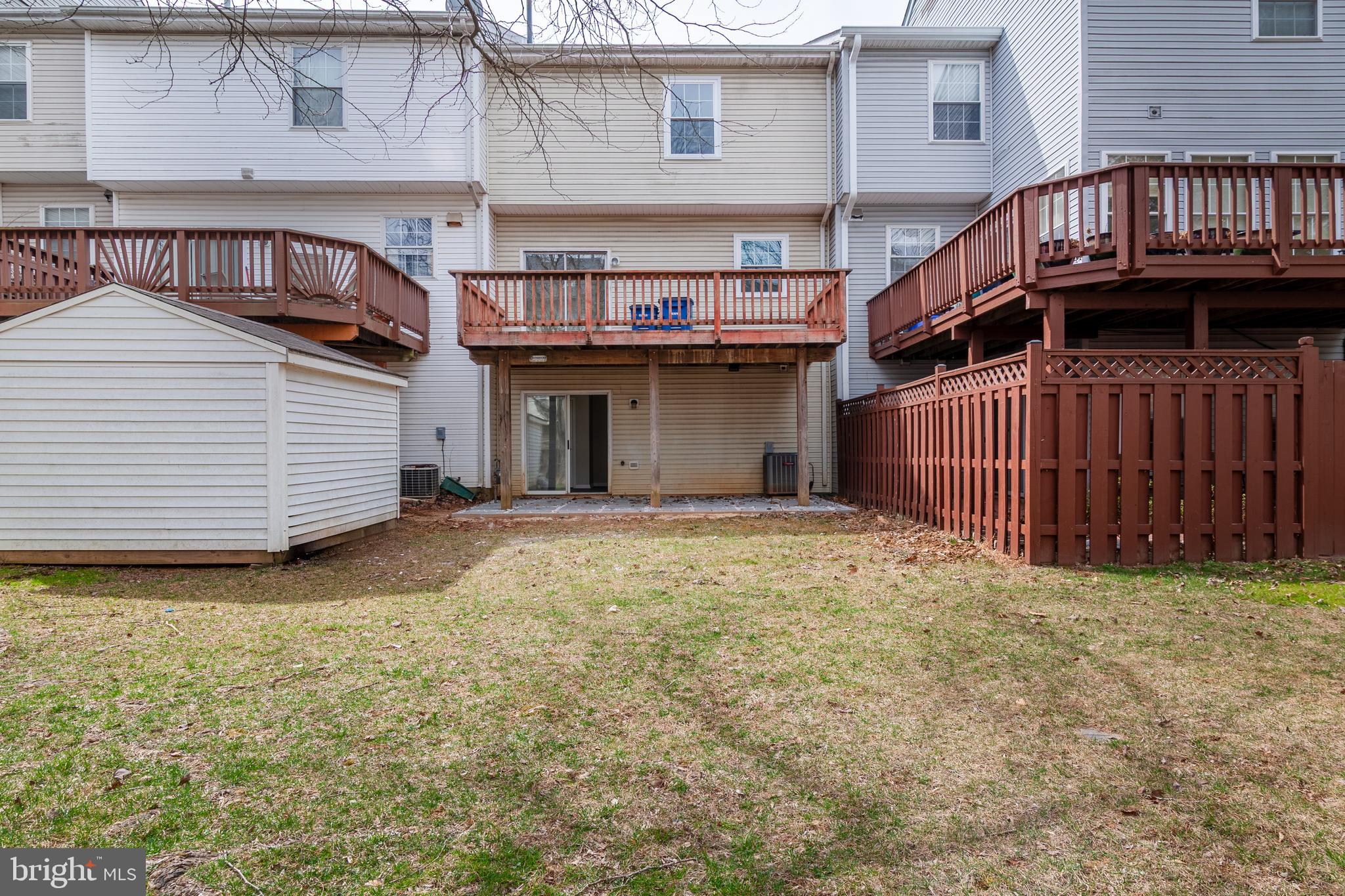 WATERS LANDING - Residential