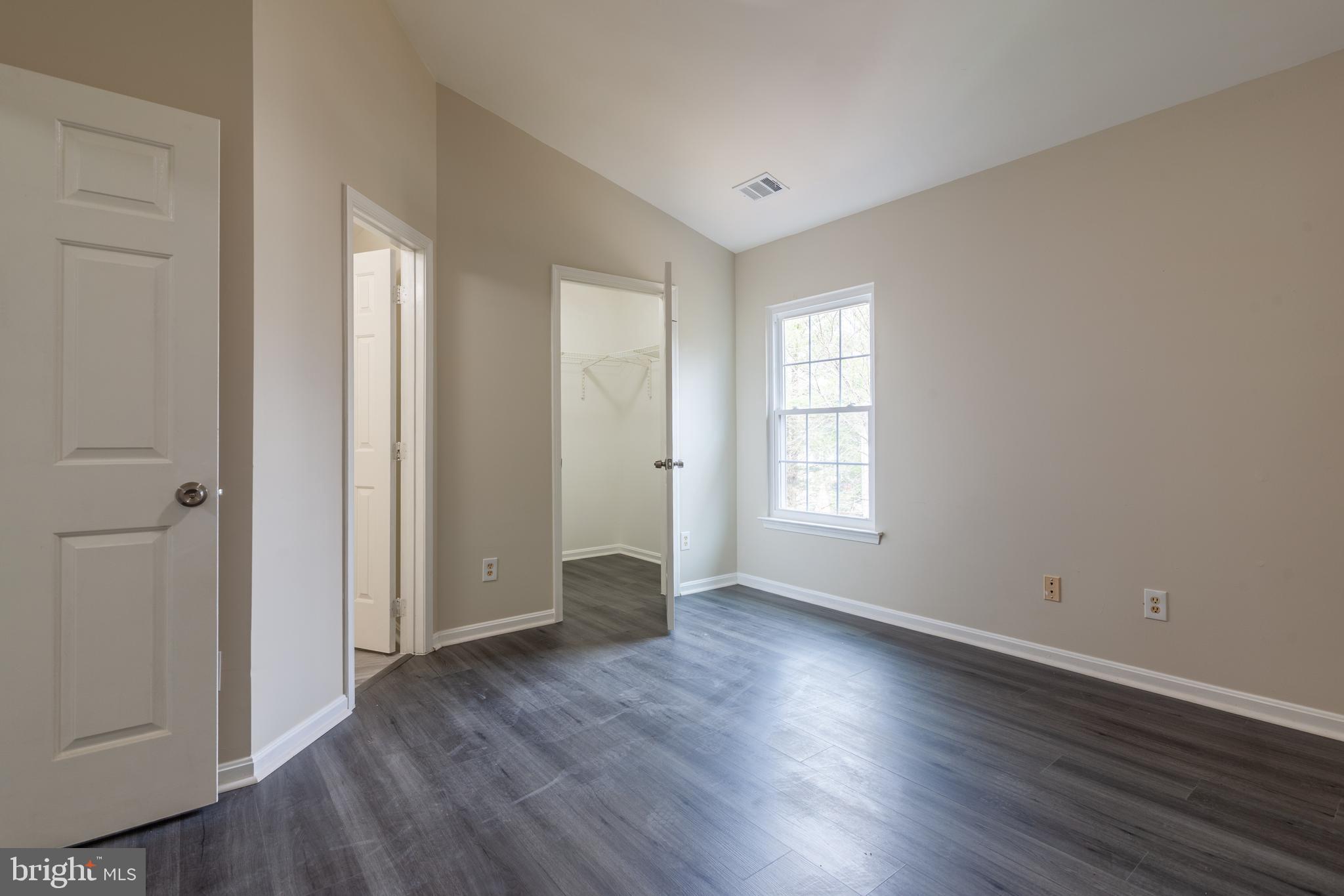 WATERS LANDING - Residential