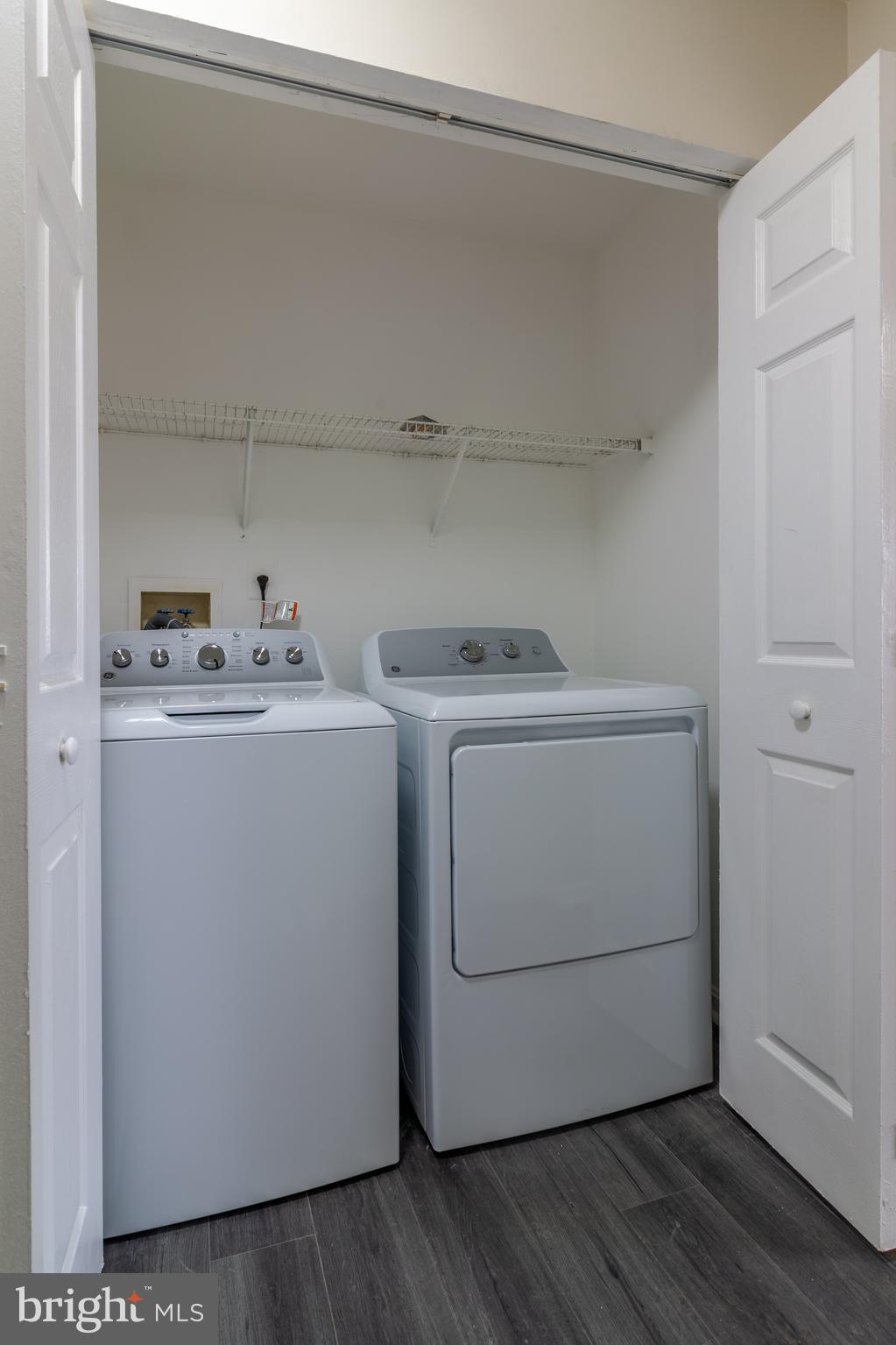 WATERS LANDING - Residential