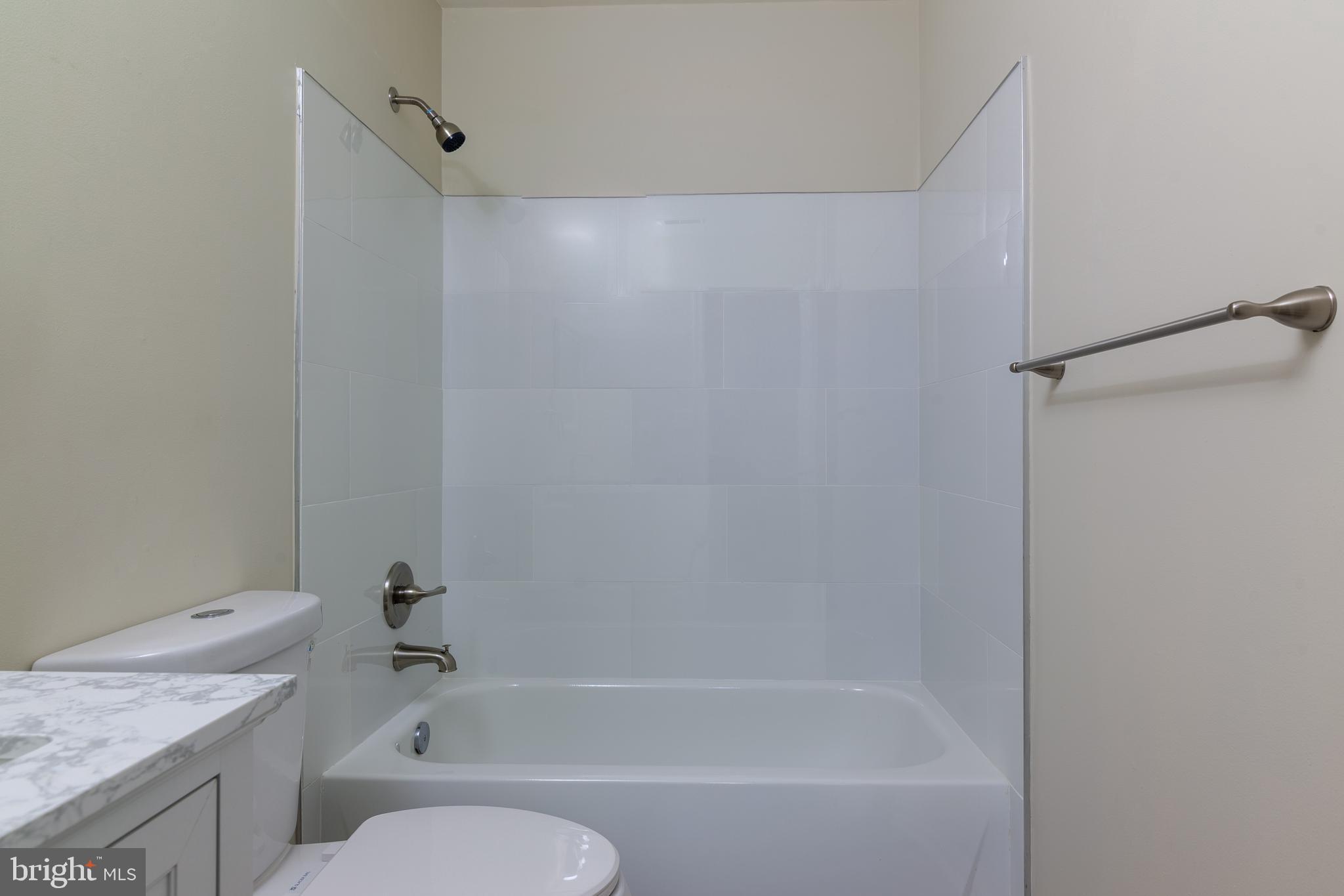 WATERS LANDING - Residential