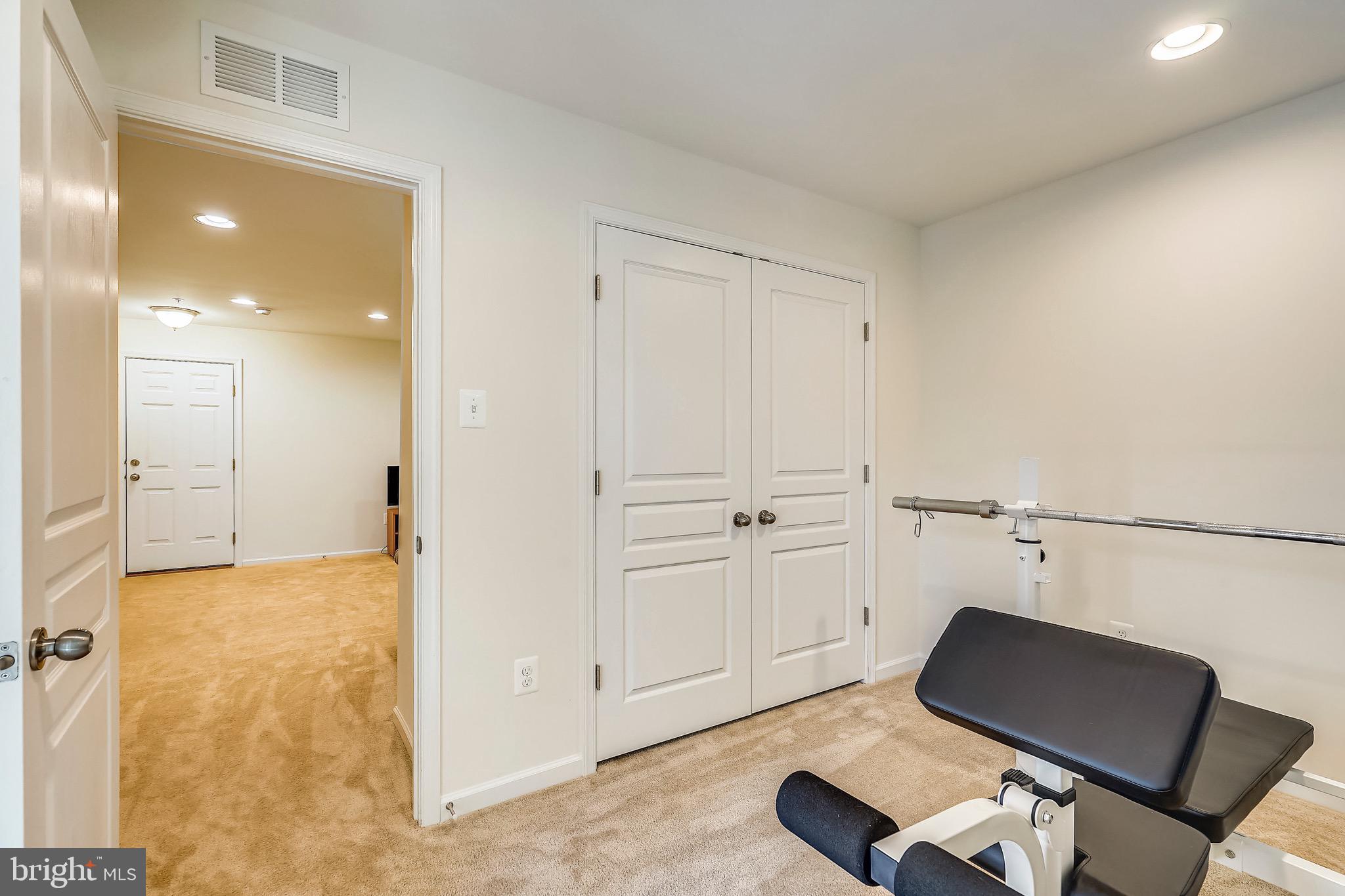 HOLLY RIDGE - Residential Lease