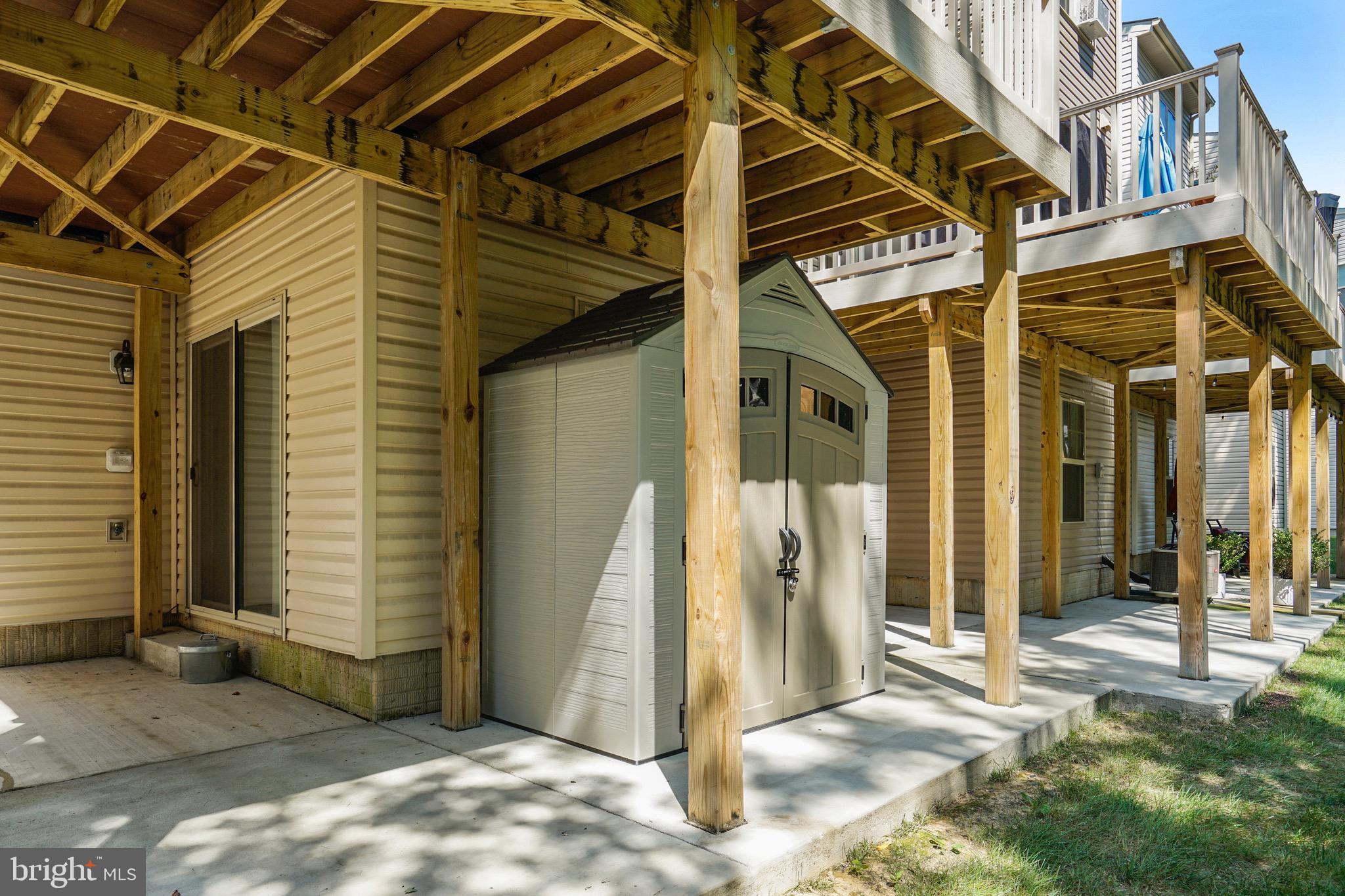 HOLLY RIDGE - Residential Lease