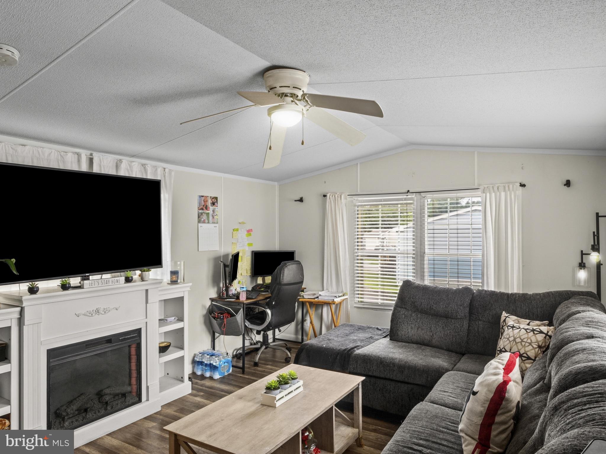 30 CHESAPEAKE MOBILE CT