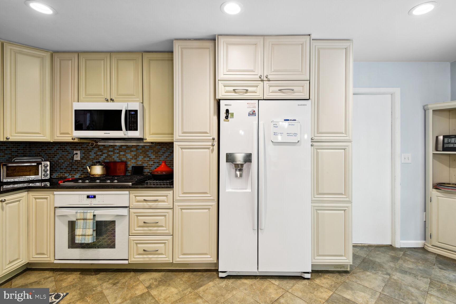 IDLEWILD AT BELAIR - Residential