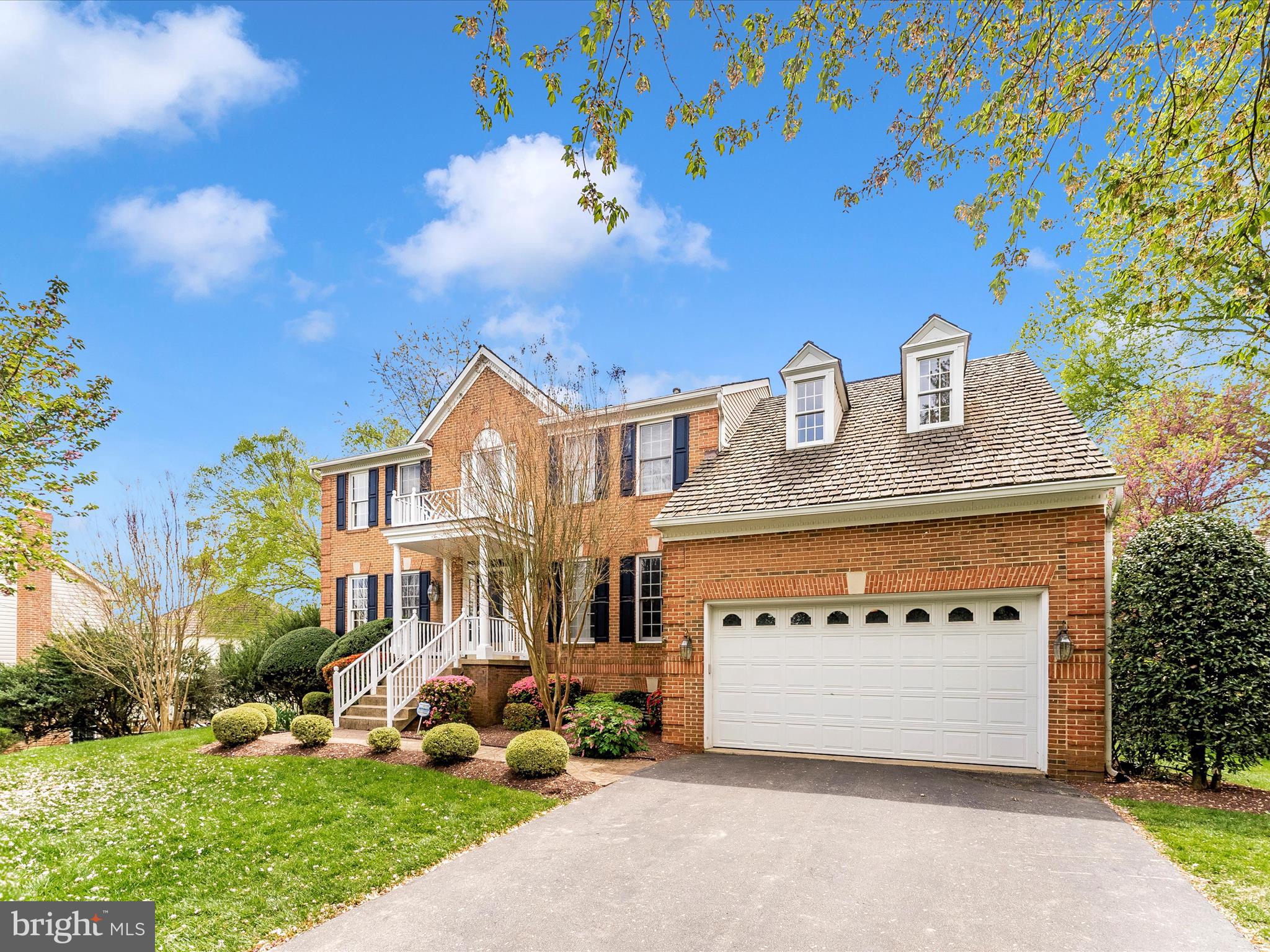 QUINCE ORCHARD KNOLLS - Residential