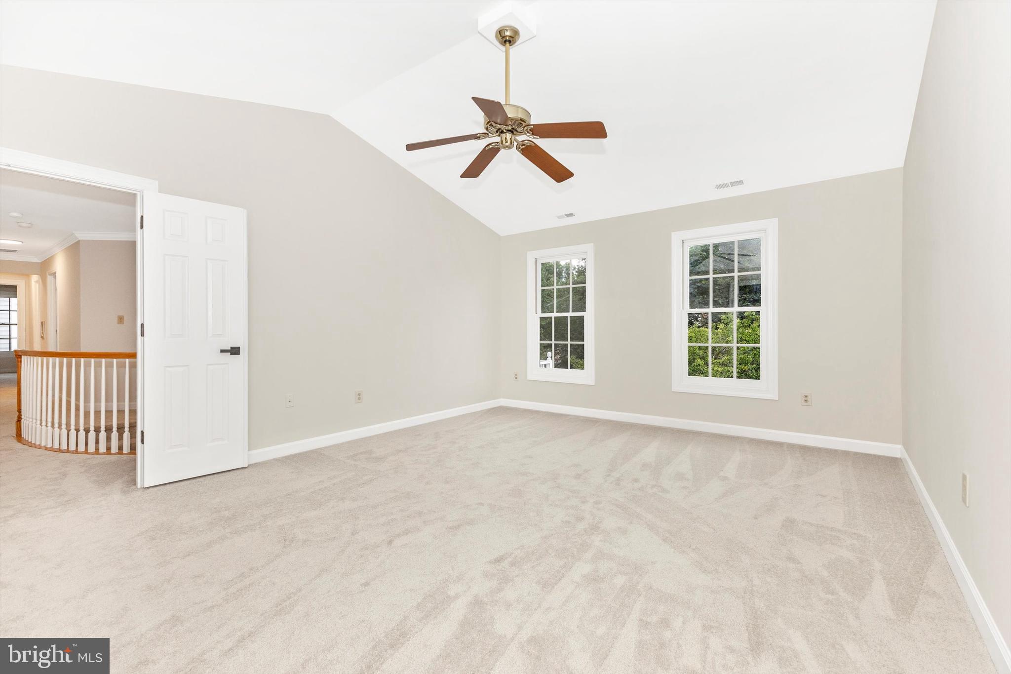 QUINCE ORCHARD KNOLLS - Residential