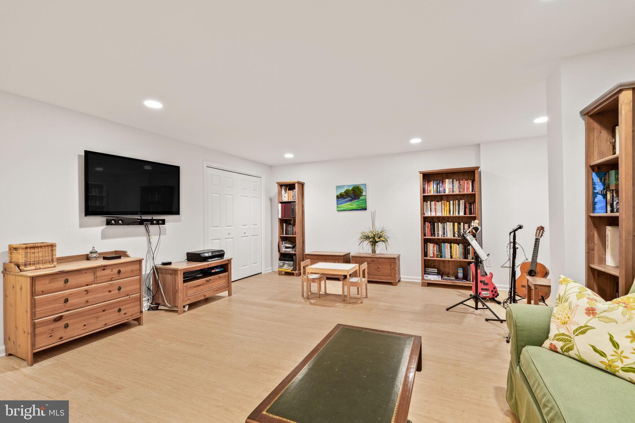 TUCKERMAN STATION - Residential