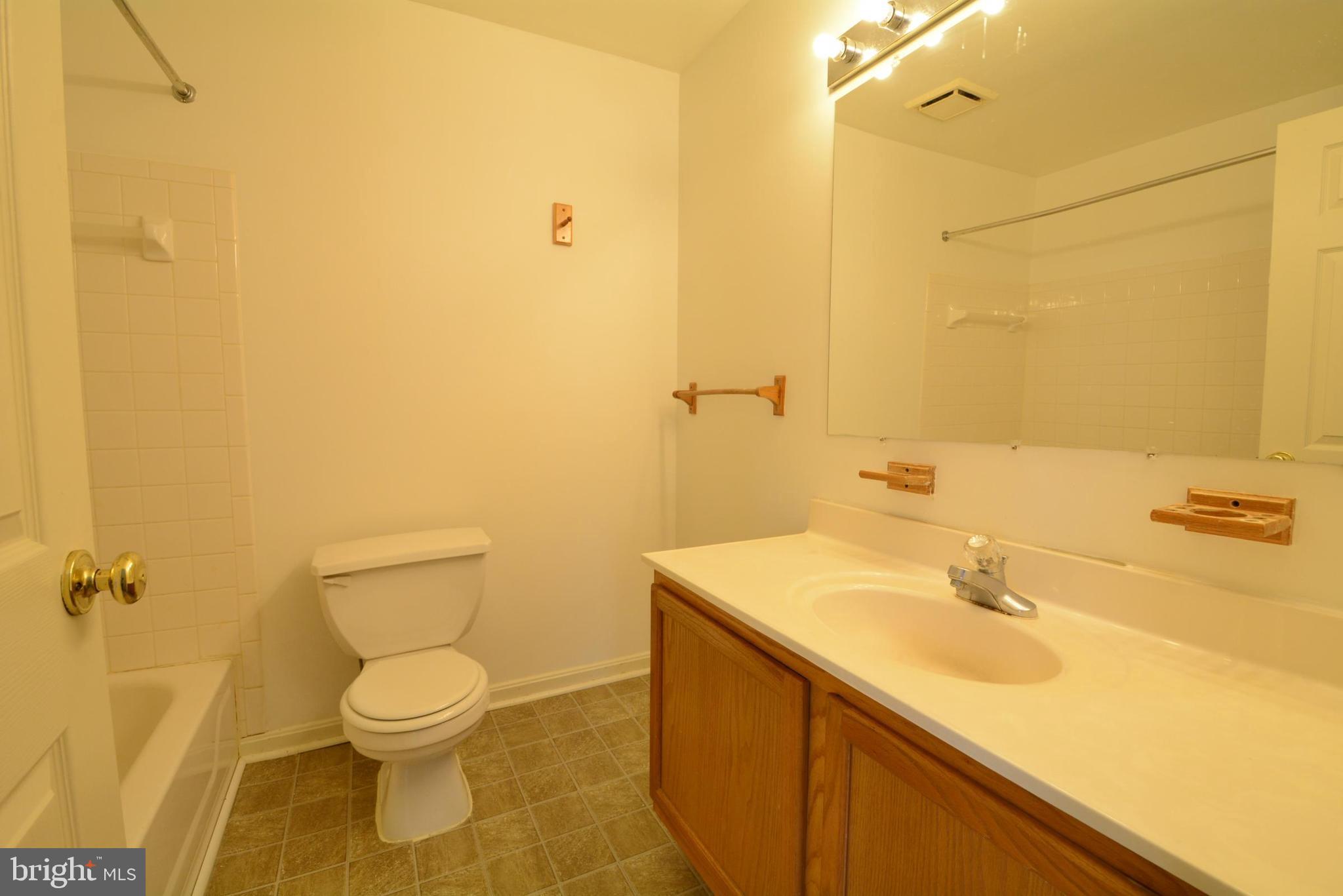 BRINKLEY PARK TOWN - Residential