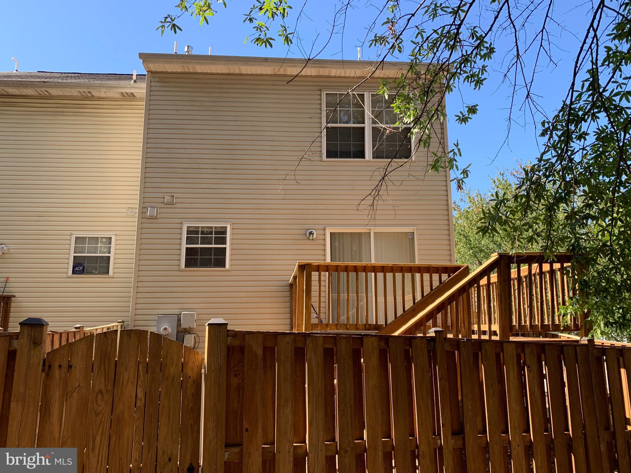 BRINKLEY PARK TOWN - Residential