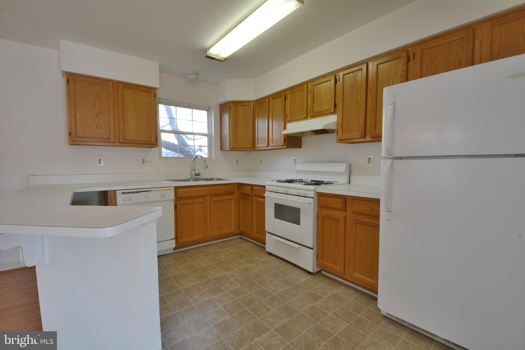 BRINKLEY PARK TOWN - Residential