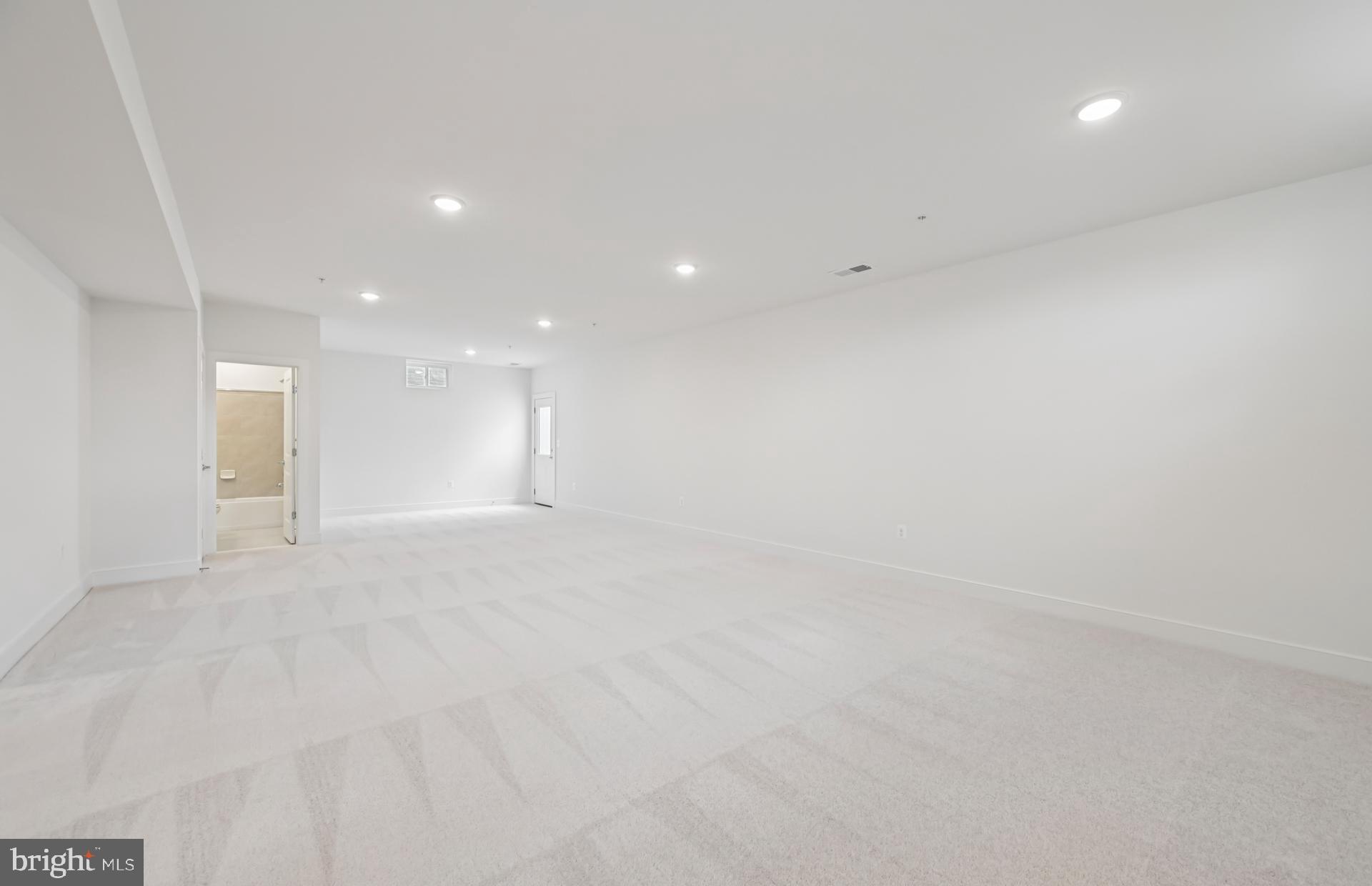 CABIN BRANCH - Residential