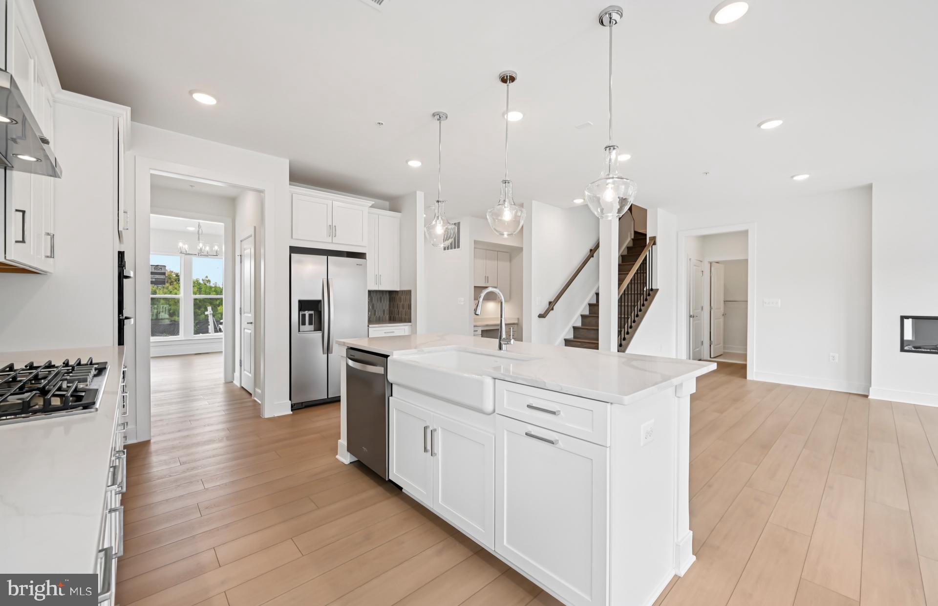 CABIN BRANCH - Residential