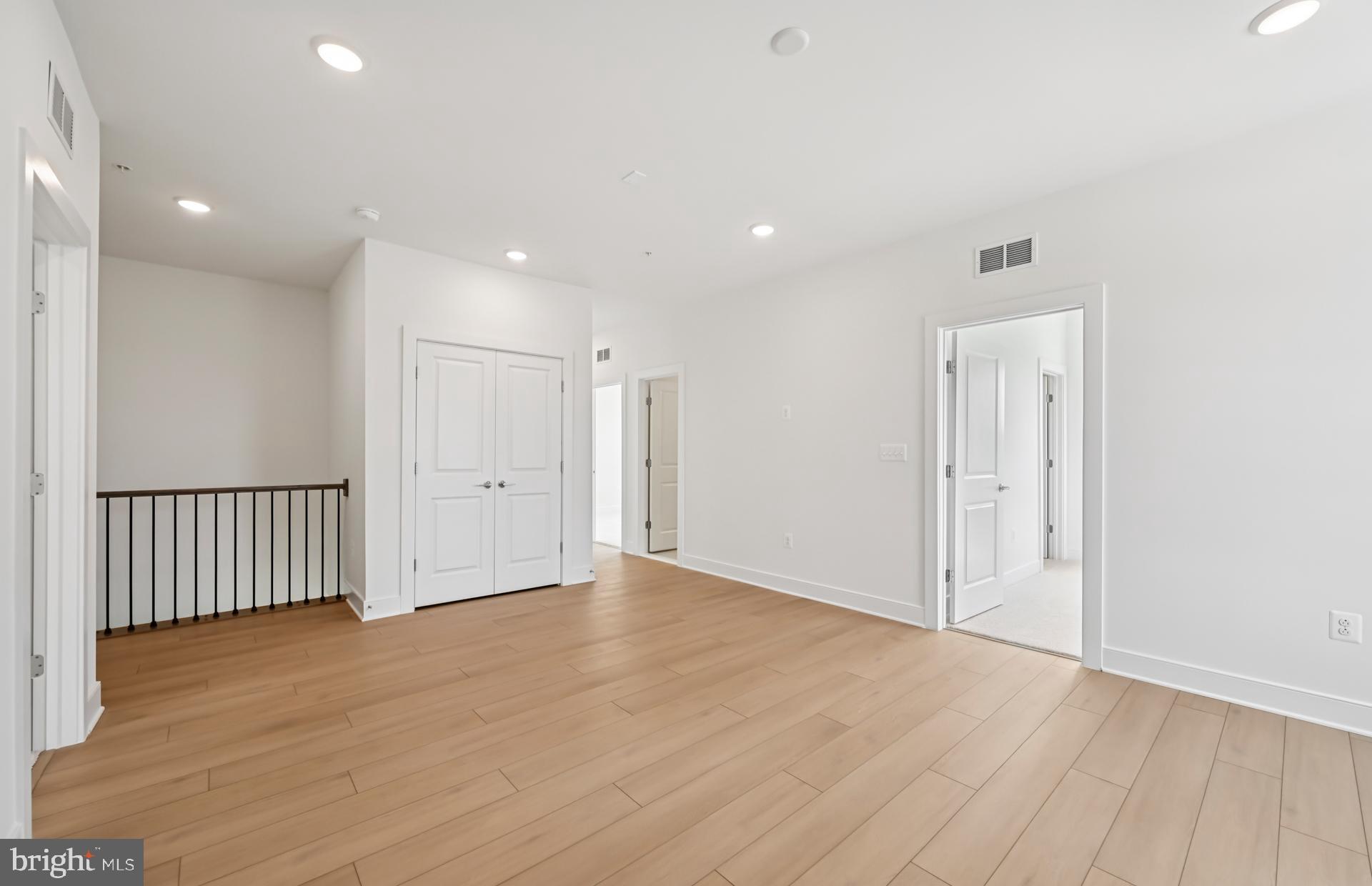 CABIN BRANCH - Residential