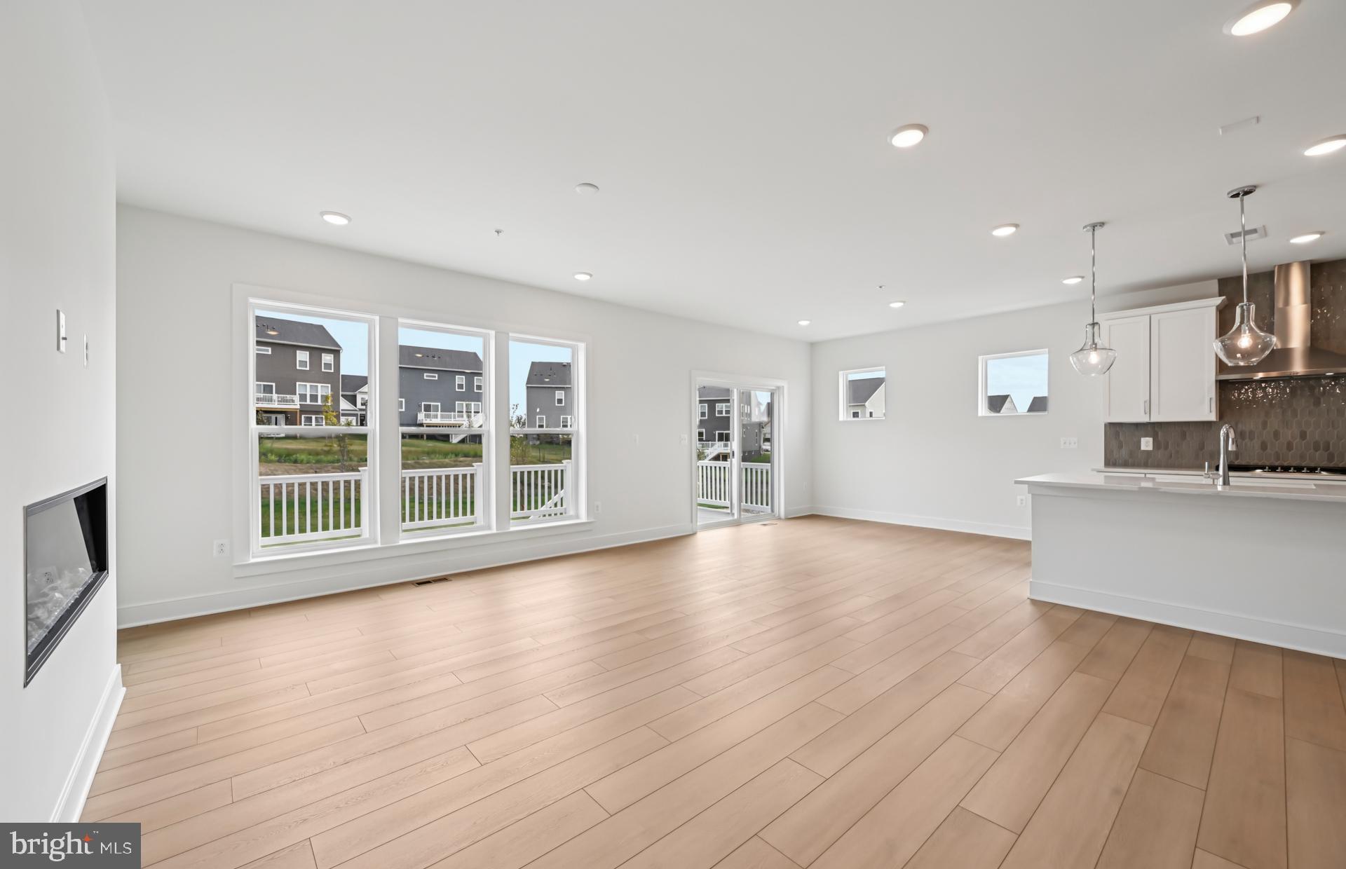 CABIN BRANCH - Residential