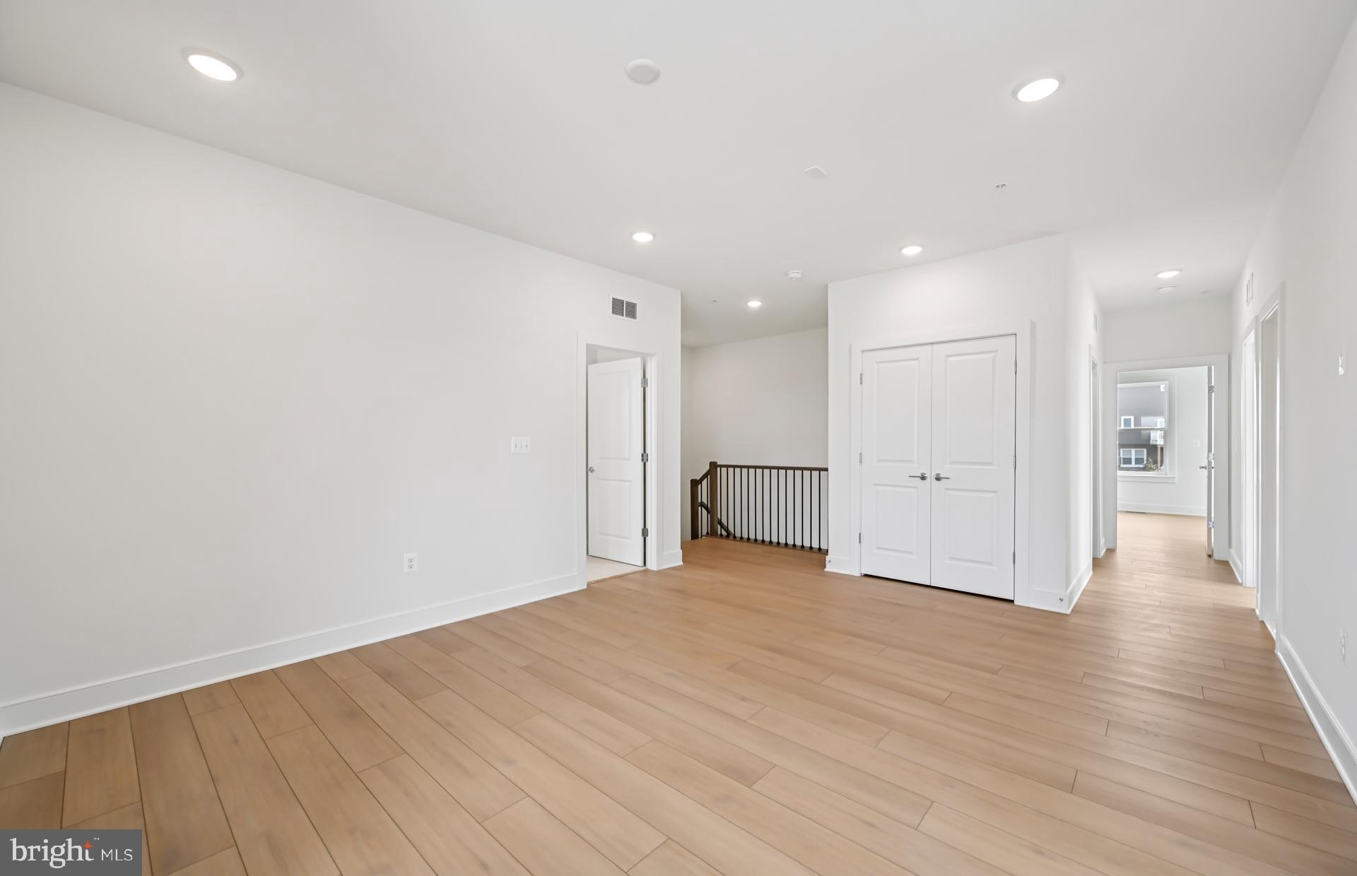 CABIN BRANCH - Residential