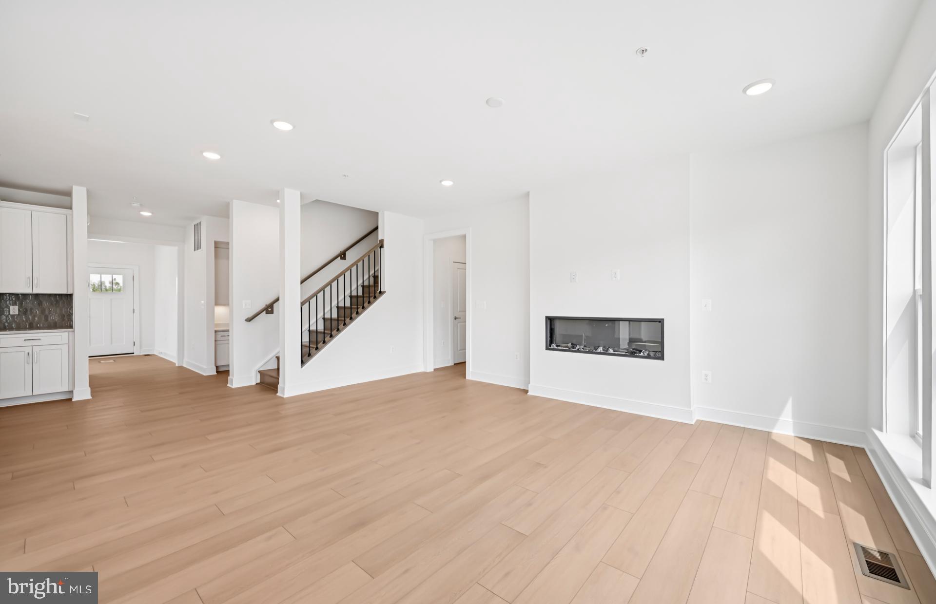 CABIN BRANCH - Residential