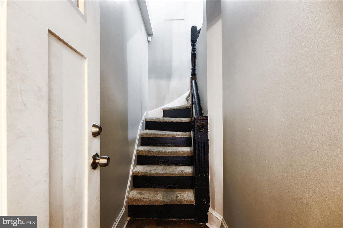 FEDERAL HILL HISTORIC DISTRICT - Residential Lease