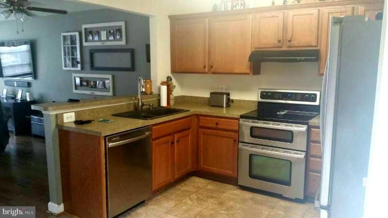 CATALPA HILLS TOWNHOUSES - Residential