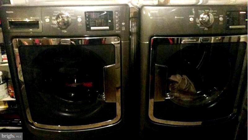 CATALPA HILLS TOWNHOUSES - Residential