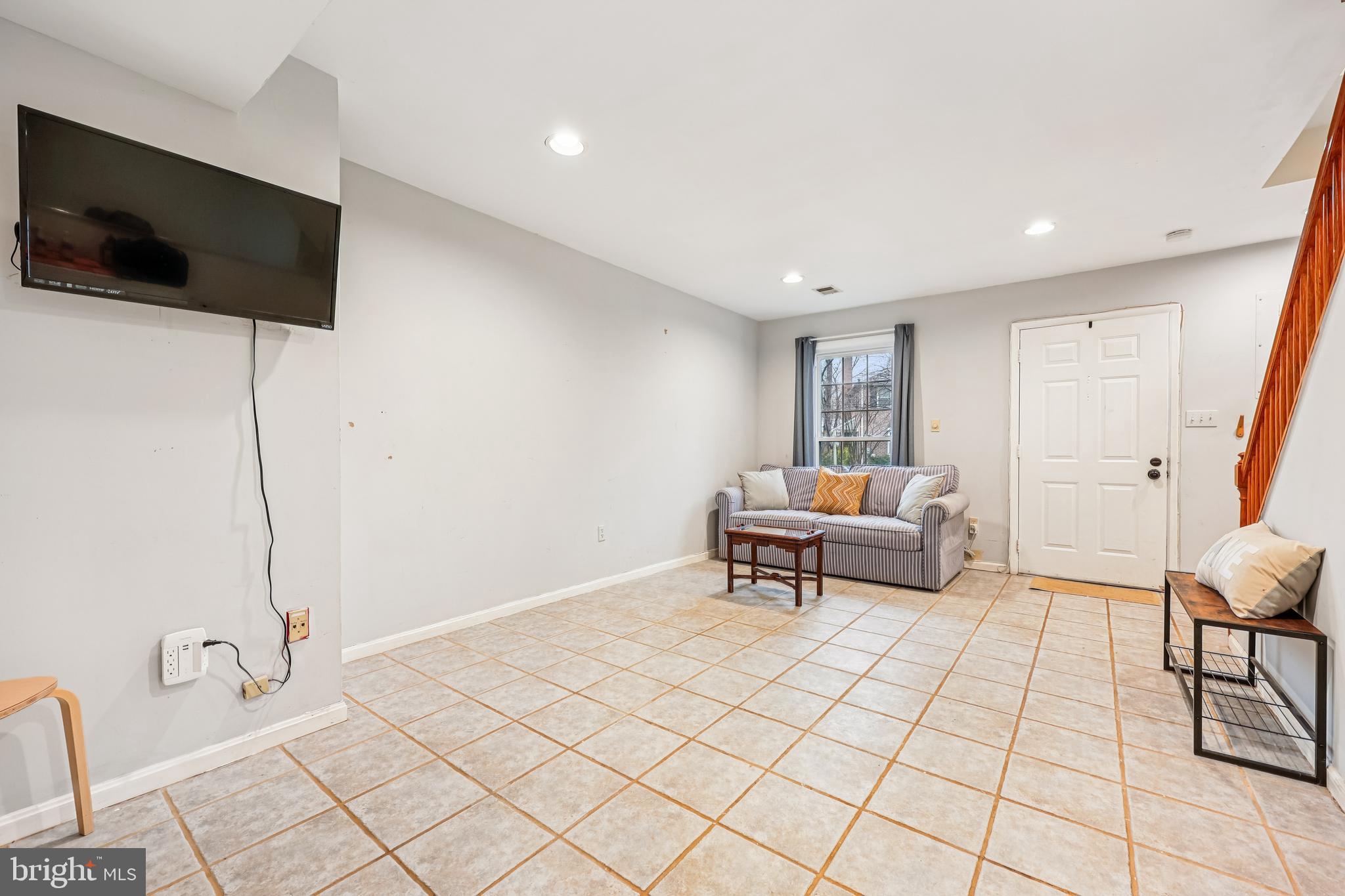 CHURCHILL TOWN SECTOR - Residential