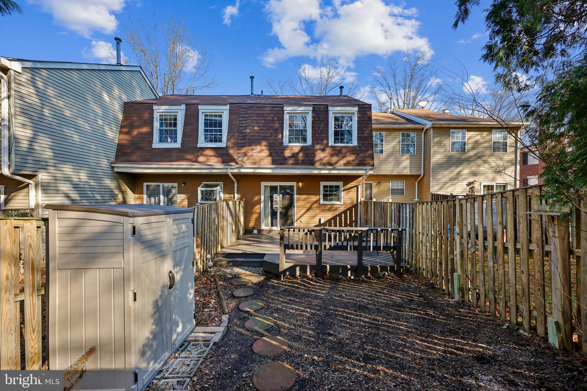 CHURCHILL TOWN SECTOR - Residential