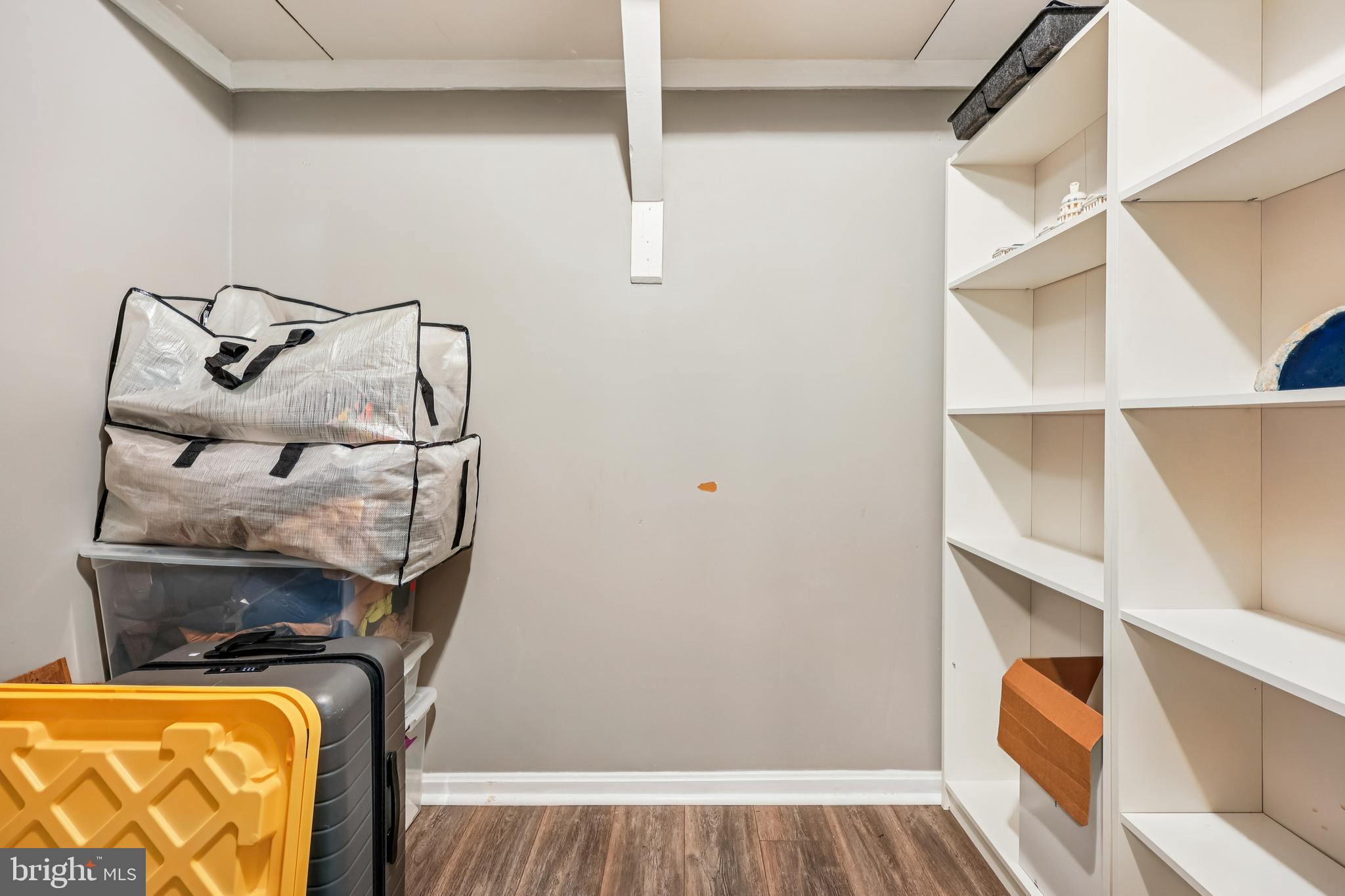 CHURCHILL TOWN SECTOR - Residential