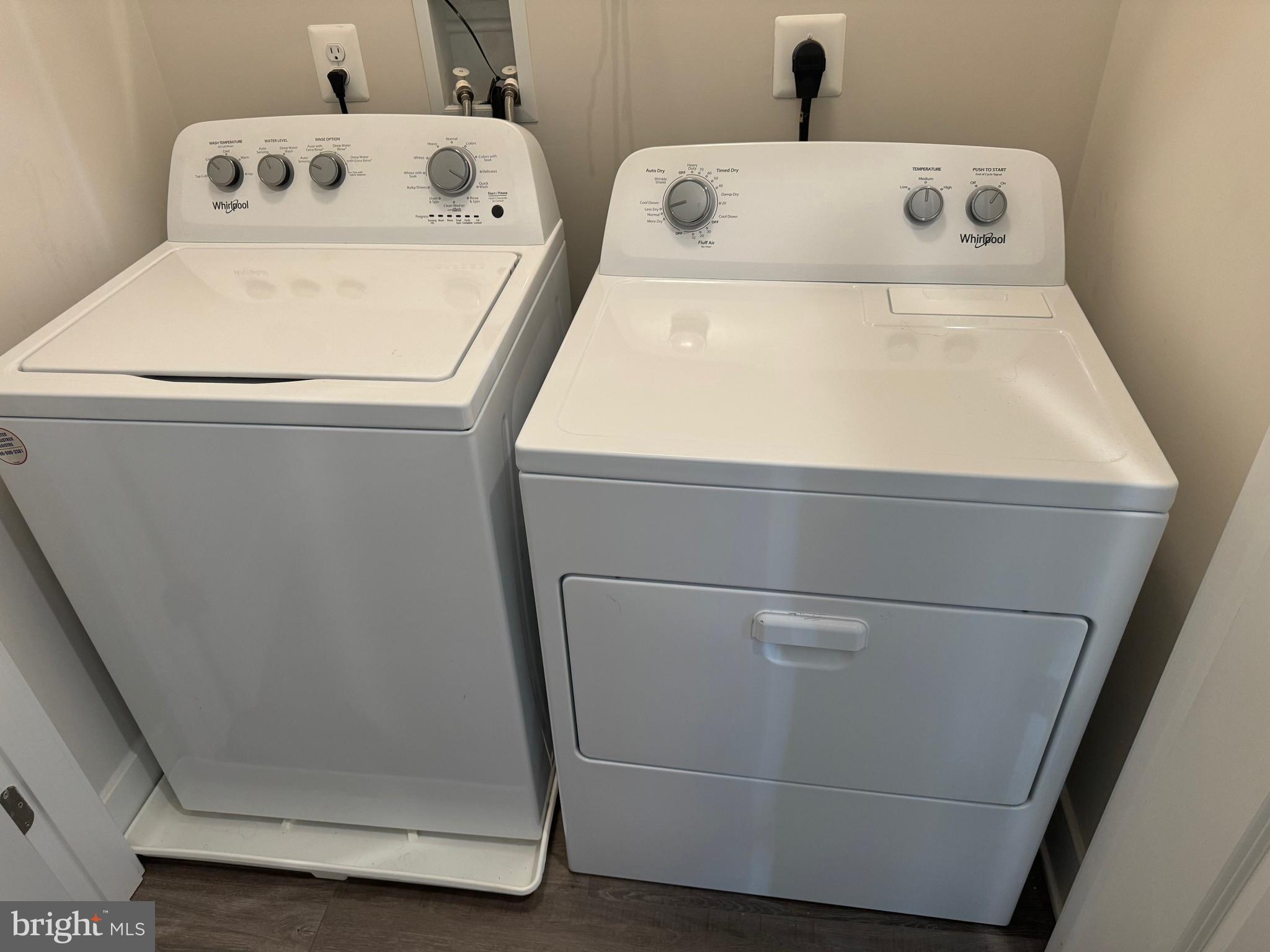 MACALLAN CROSSING - Residential Lease