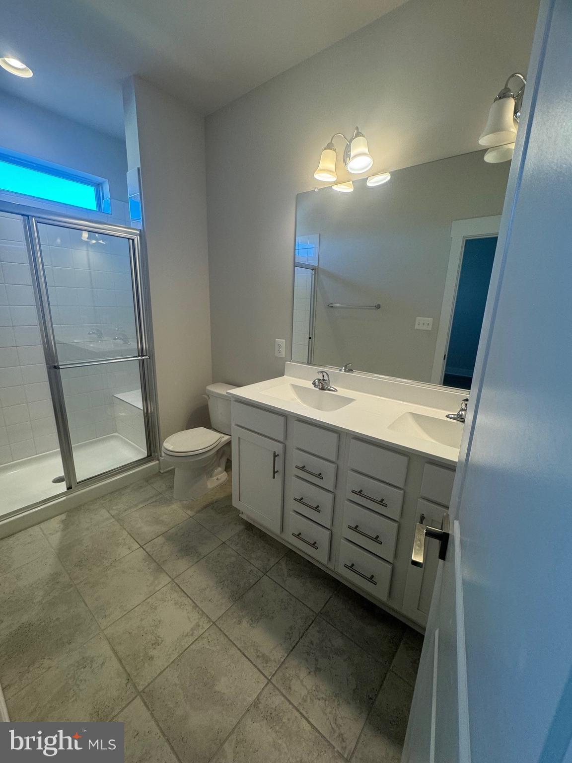 MACALLAN CROSSING - Residential Lease