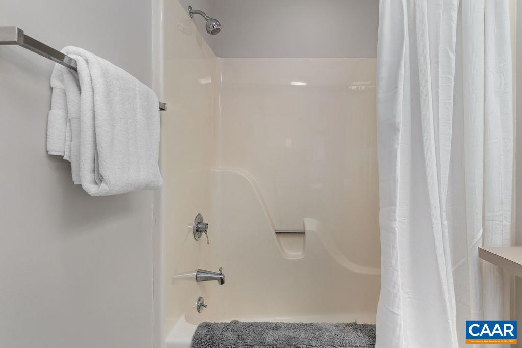 WINTERGREEN RESORT - Residential